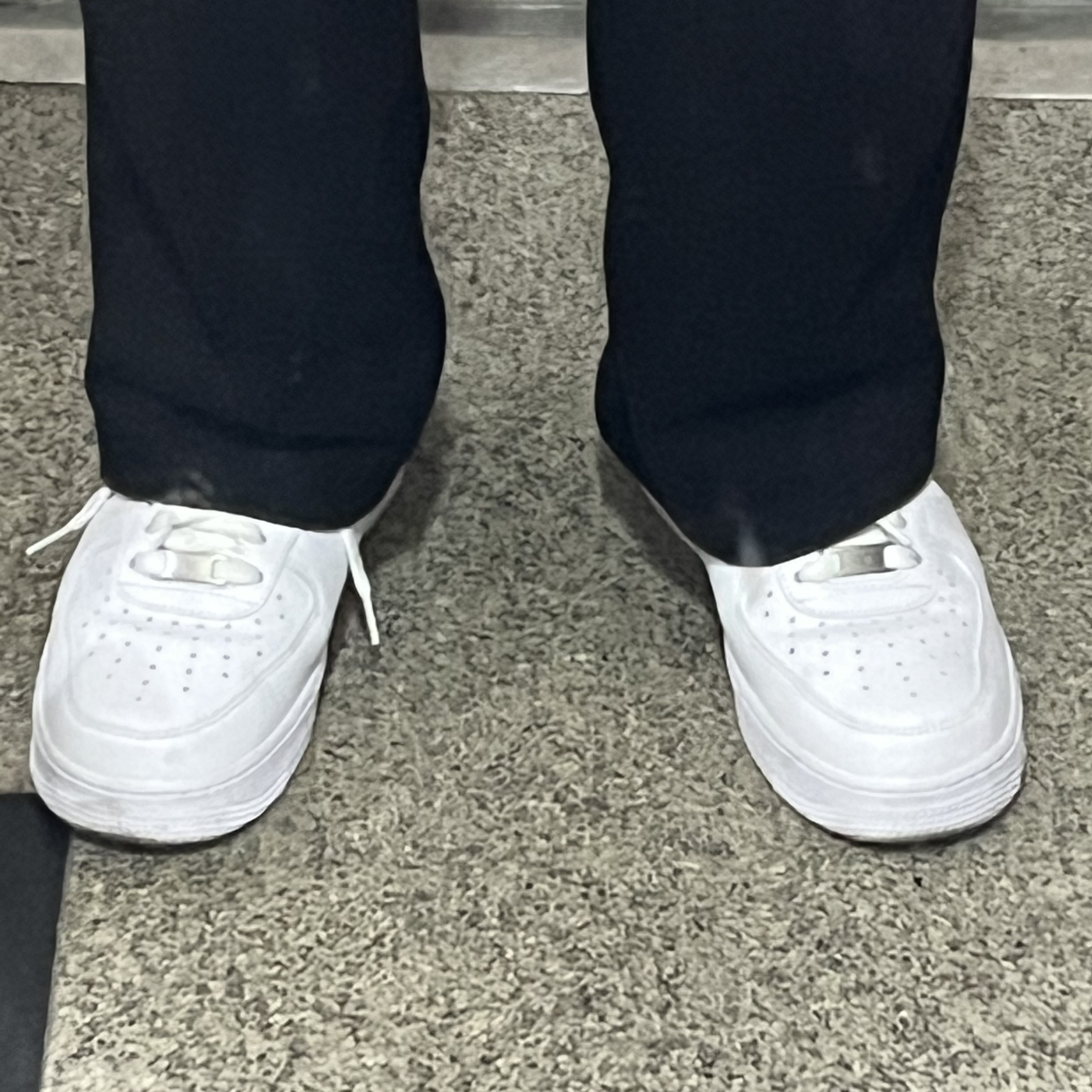 Nike Air Force 1 '07 Low White 착용 스타일 - 2