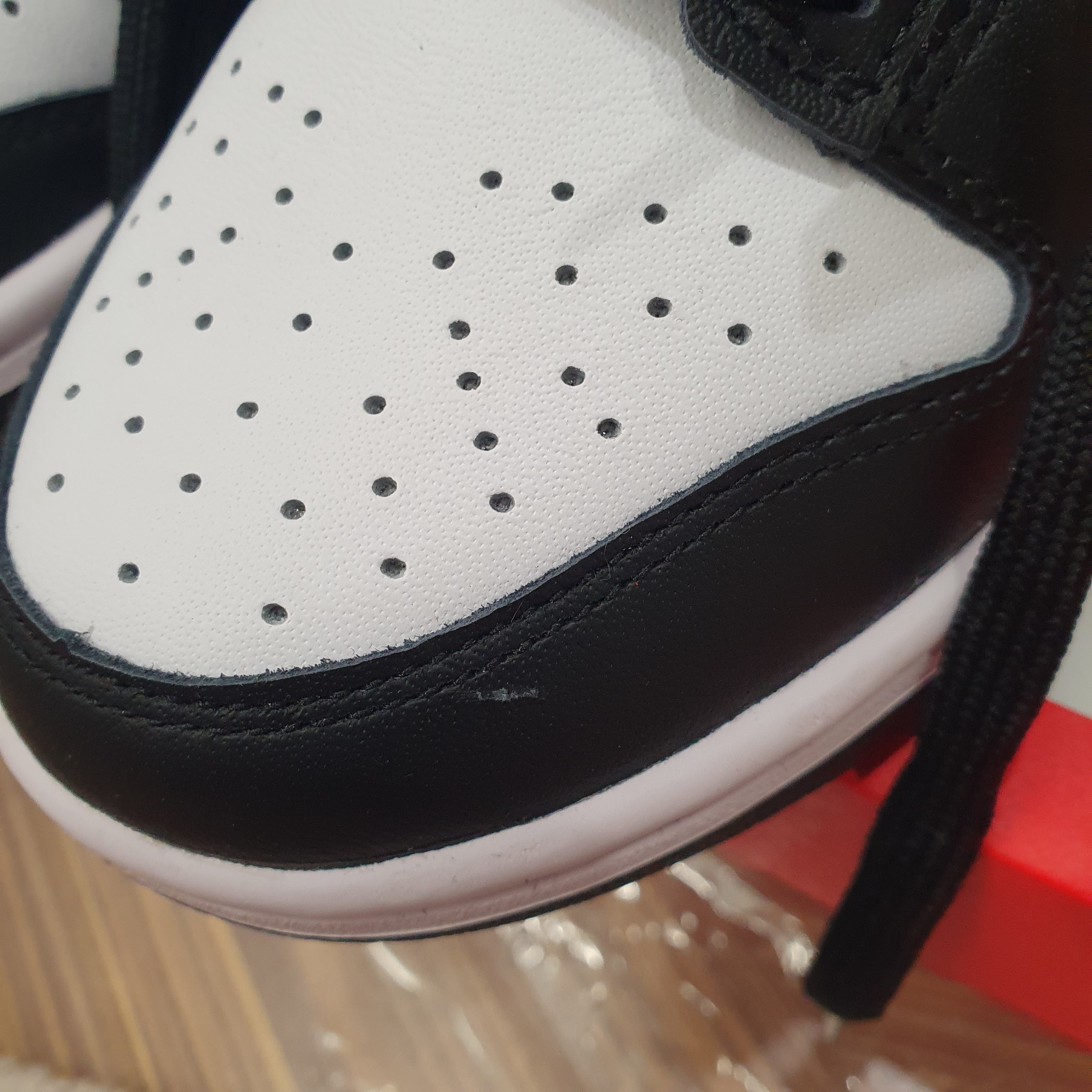 (W) Nike Dunk Low Black 착용 스타일 - 2