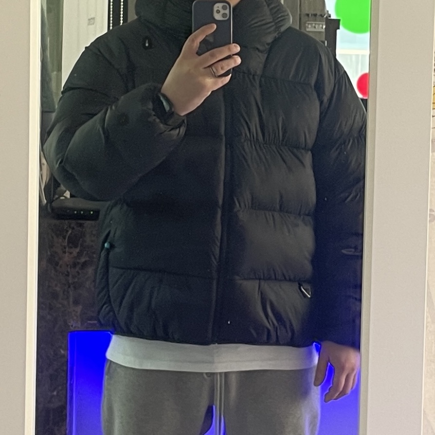 Nike ACG Therma-Fit ADV Lunar Lake Puffer Jacket Light Army - Asia, Nike ACG Therma-Fit ADV Lunar Lake Puffer Jacket Black - Asia 착용 스타일 - 2