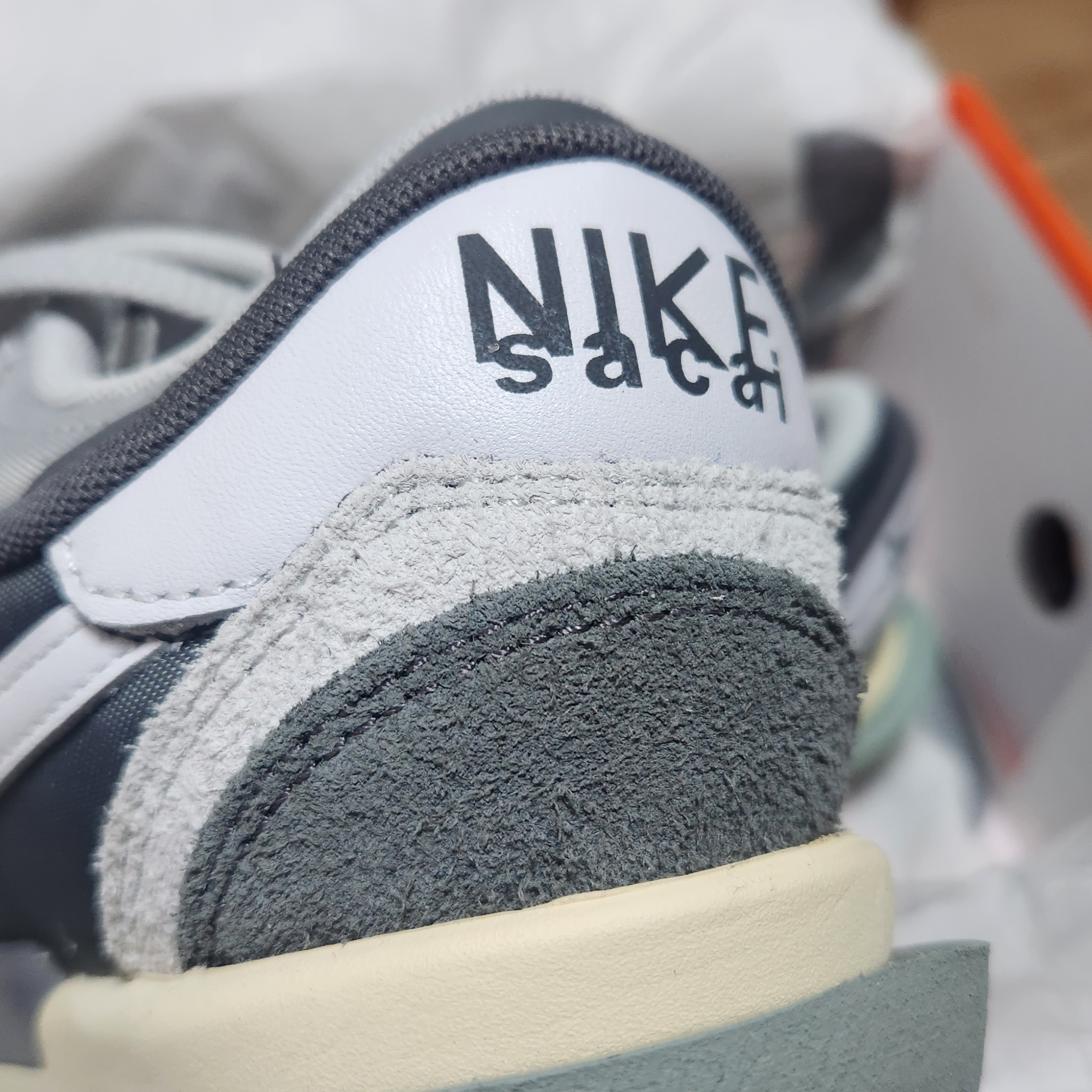 Nike x Sacai Zoom Cortez SP Iron Grey 착용 스타일 - 3