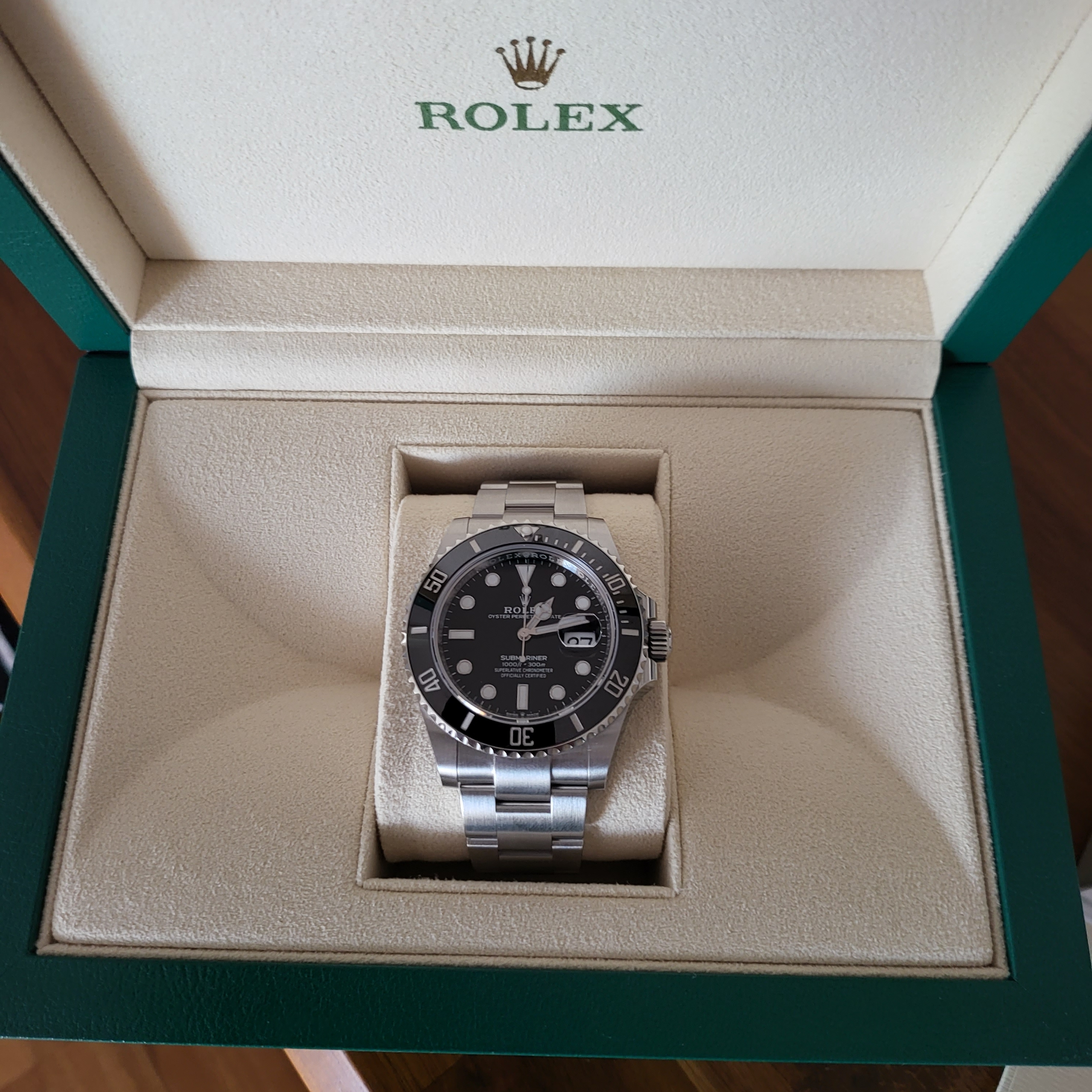 Rolex Submariner Date 41mm 126610LN Black Oyster 착용 스타일 - 2