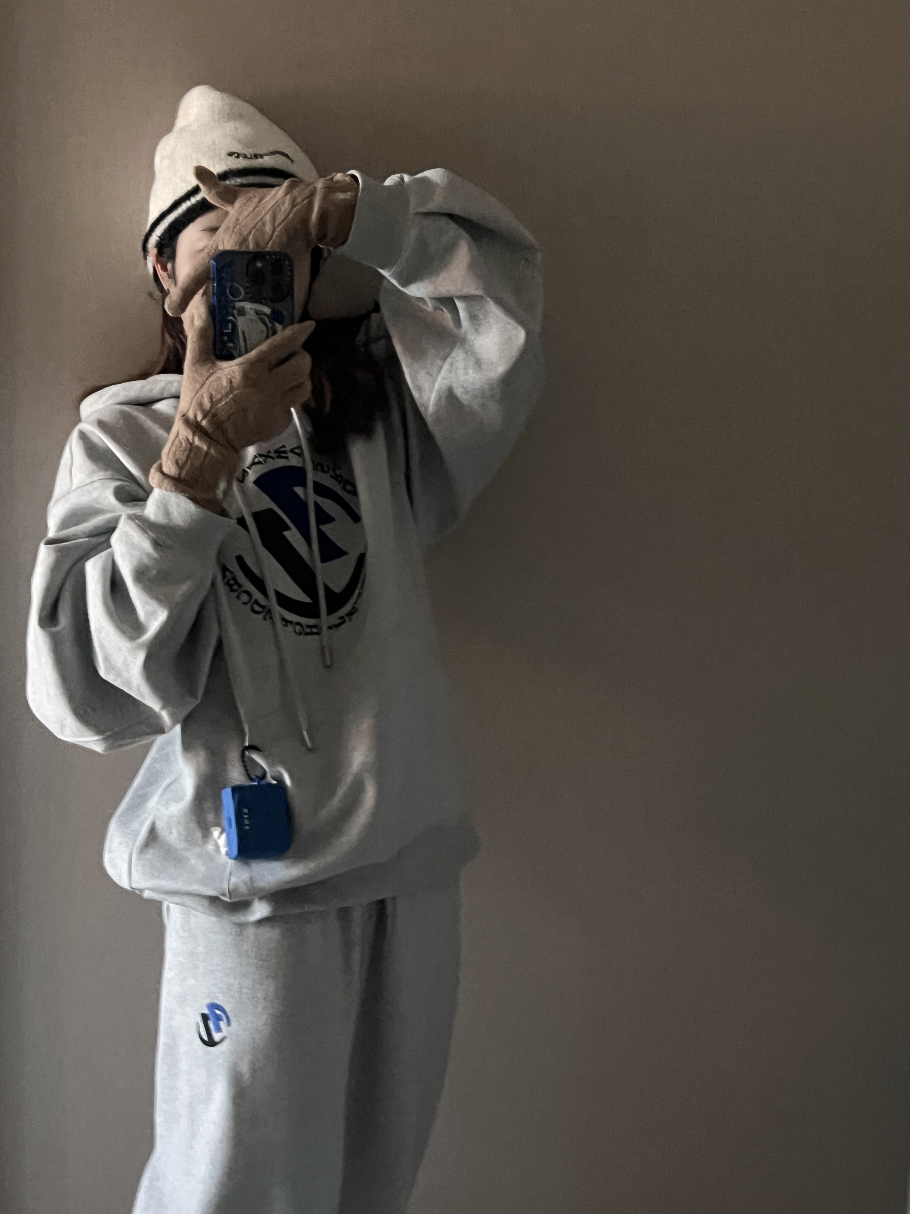 Zara x Ader Error Jogger Pants Grey, Zara x Ader Error Embroidery Hooded Sweatshirt Grey 착용 스타일