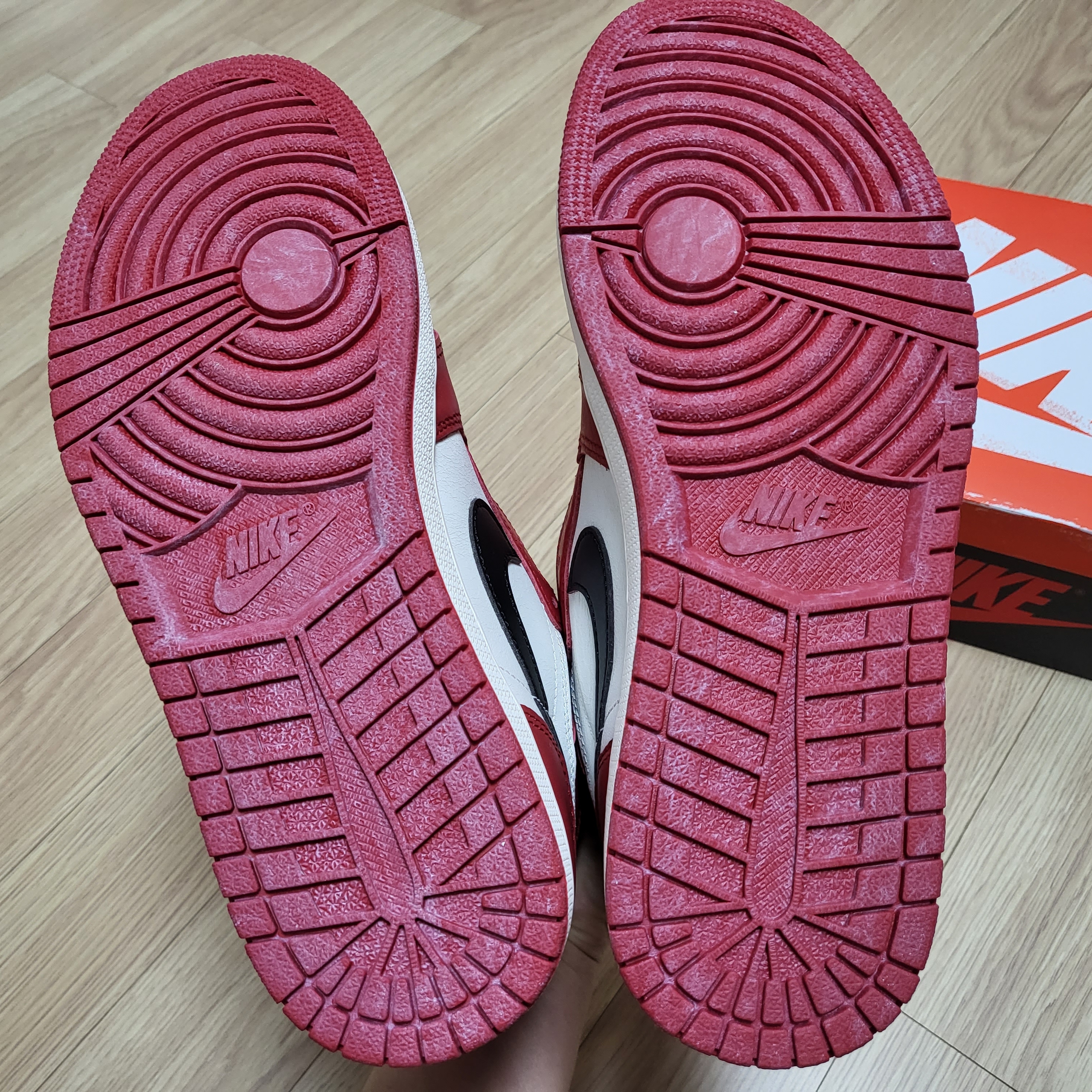 Jordan 1 Retro High OG Chicago 2022 착용 스타일 - 5