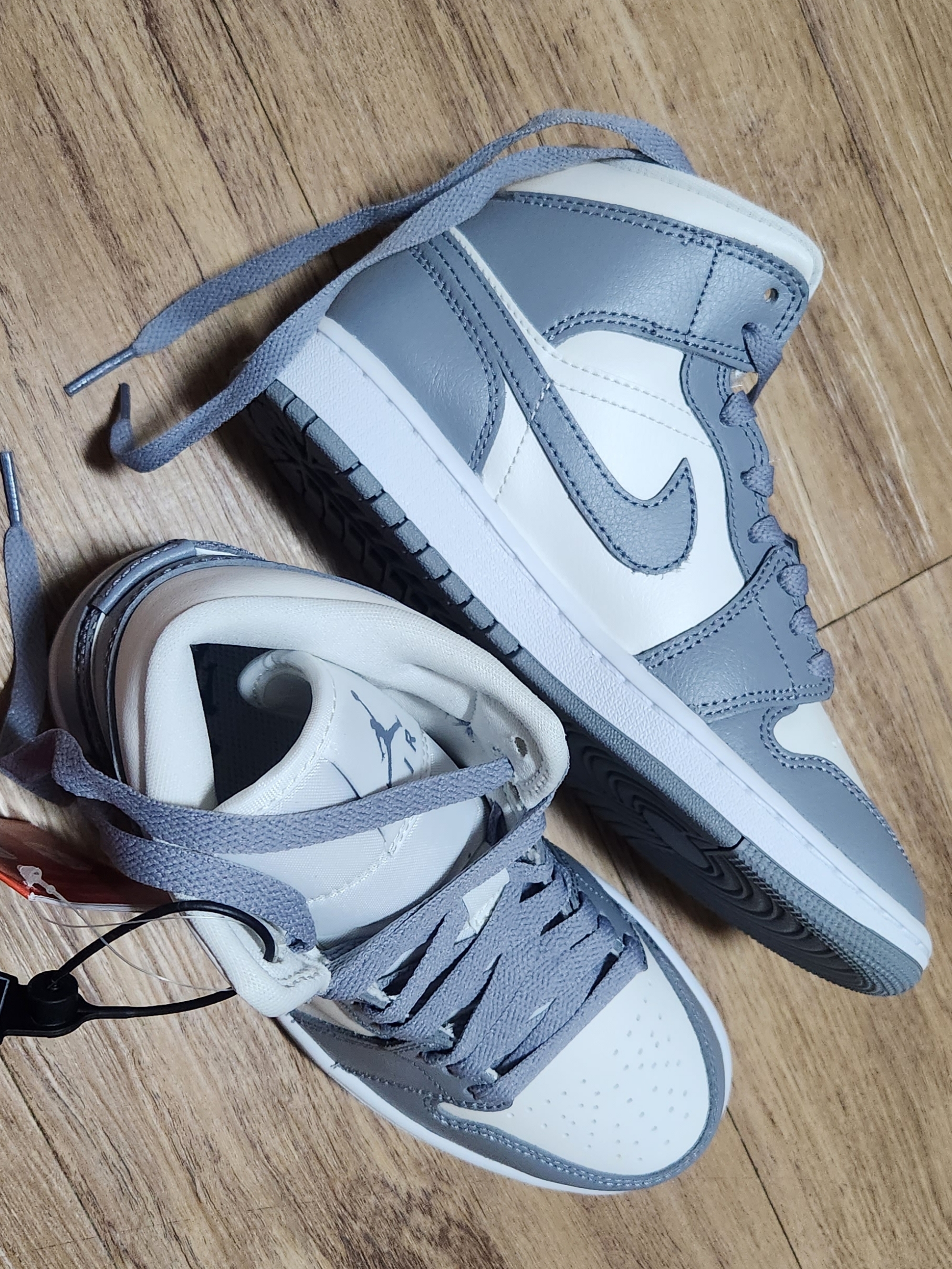 (W) Jordan 1 Mid Sail Stealth 착용 스타일 - 2