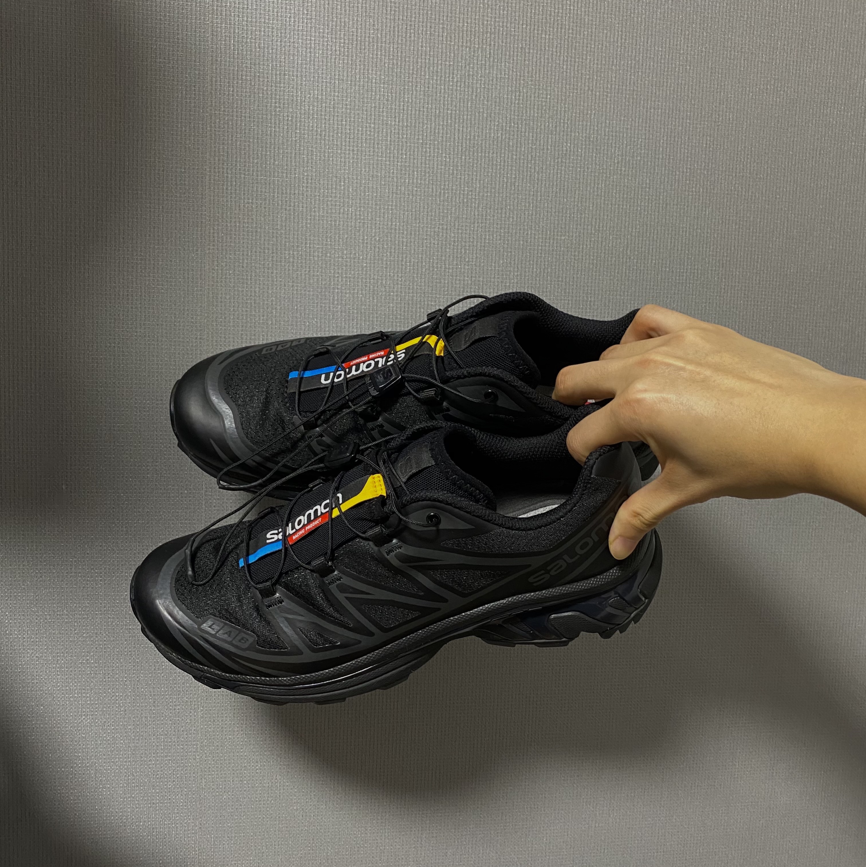 Salomon XT-6 ADV Black 착용 스타일