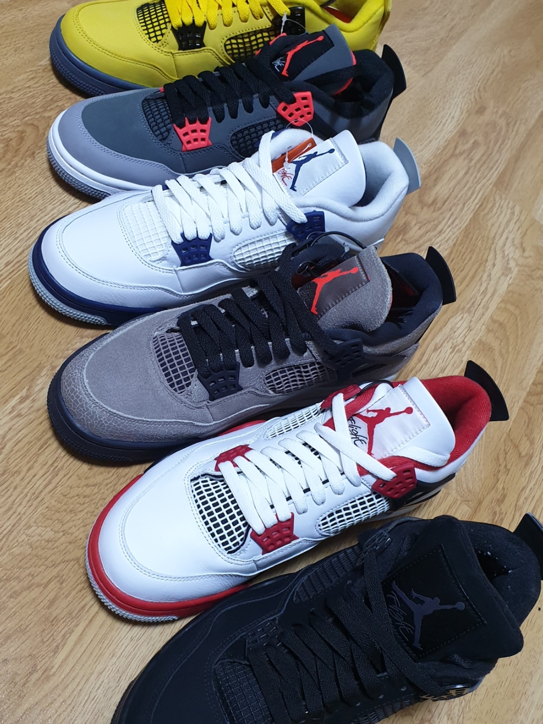 Jordan 4 Retro Black Cat 2020, Jordan 4 Retro Taupe Haze 착용 스타일