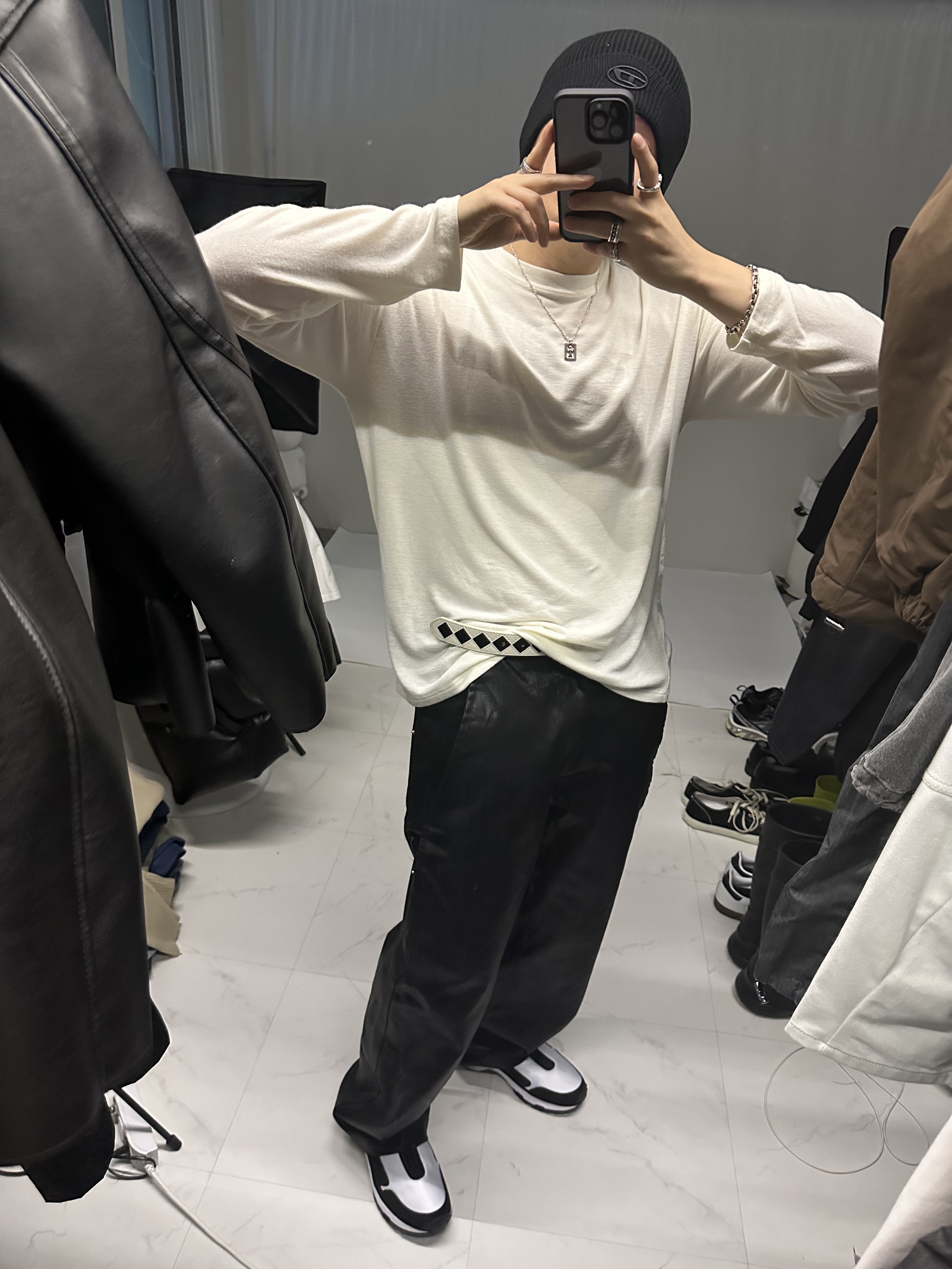 Nike x Comme des Garcons Homme Plus Air Max Sunder SP White Black, Stussy Argyle Stitch Leather Belt Cream 착용 스타일 - 1