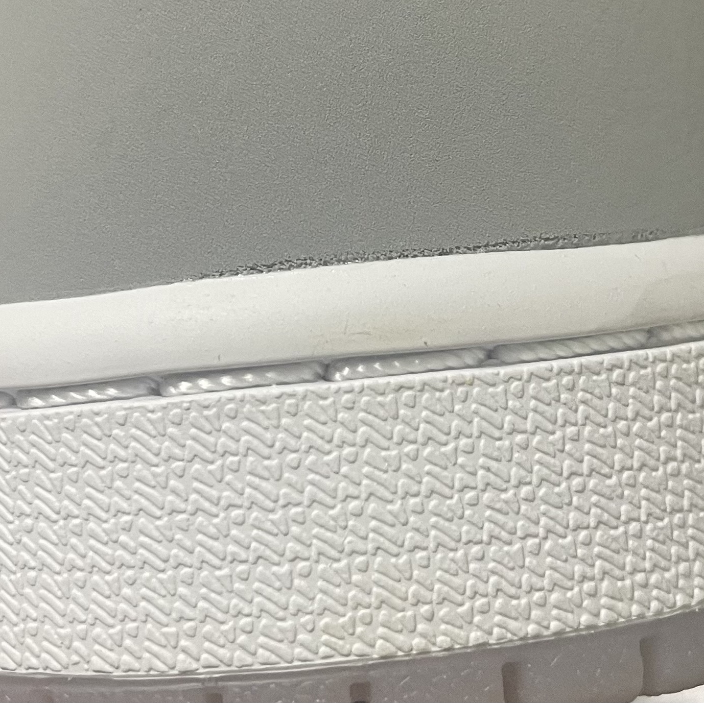 (W) Jordan 1 Mid Wolf Grey 착용 스타일 - 1
