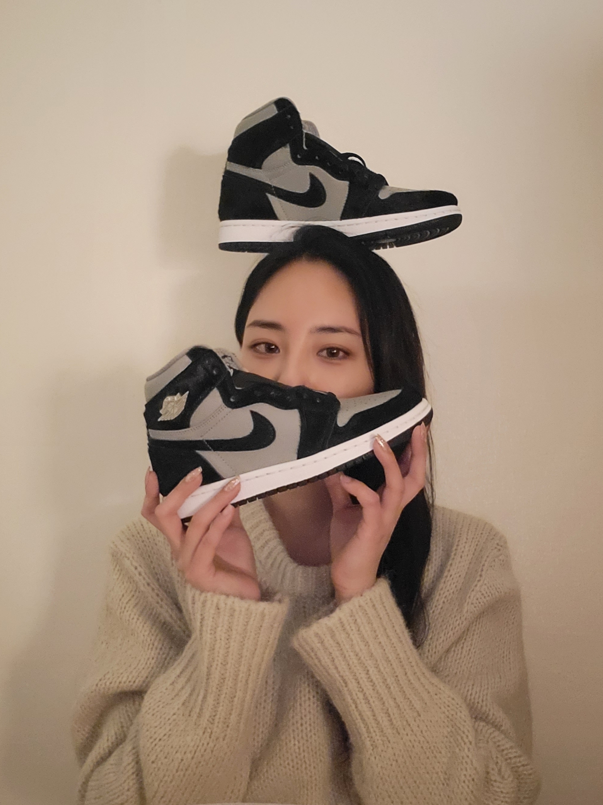 (W) Jordan 1 Retro High OG Medium Grey 착용 스타일