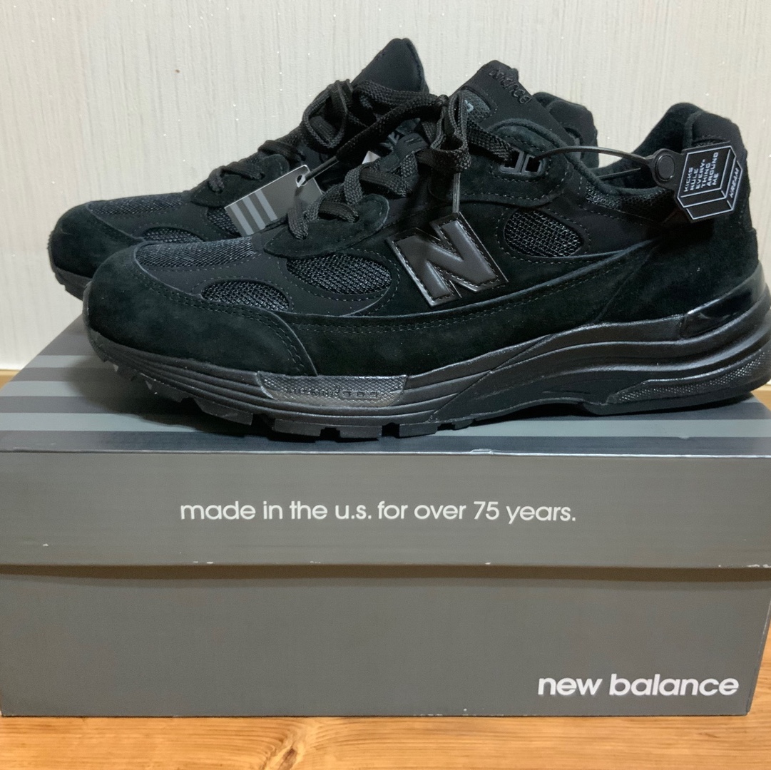 New Balance 992 Made in USA Triple Black 착용 스타일 - 1