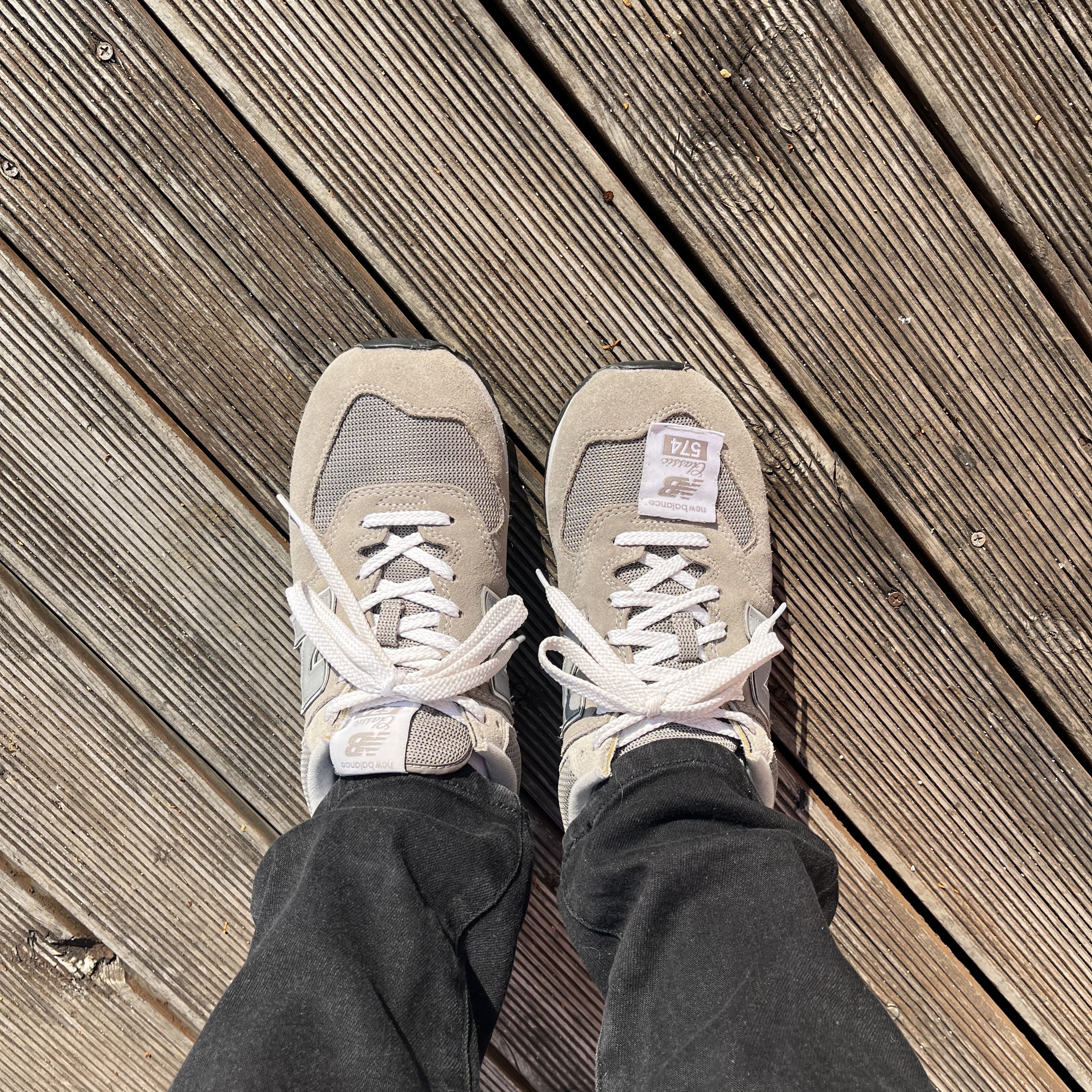 New Balance 574 Grey - D Standard 착용 스타일 - 1