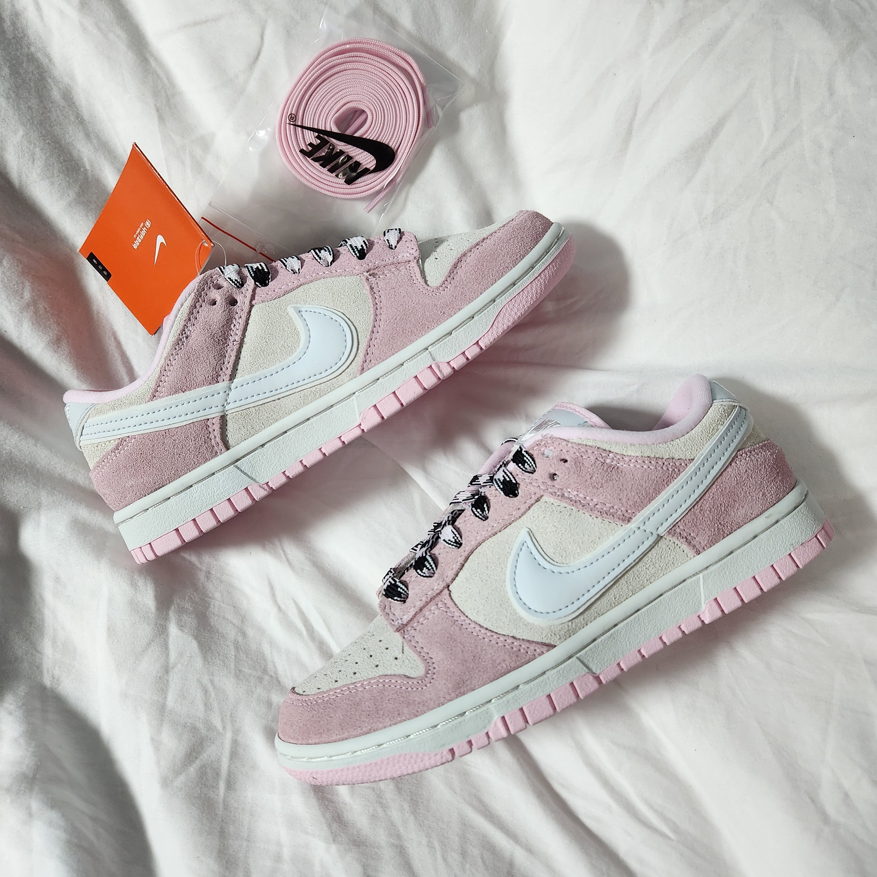 (W) Nike Dunk Low LX Pink Foam 착용 스타일