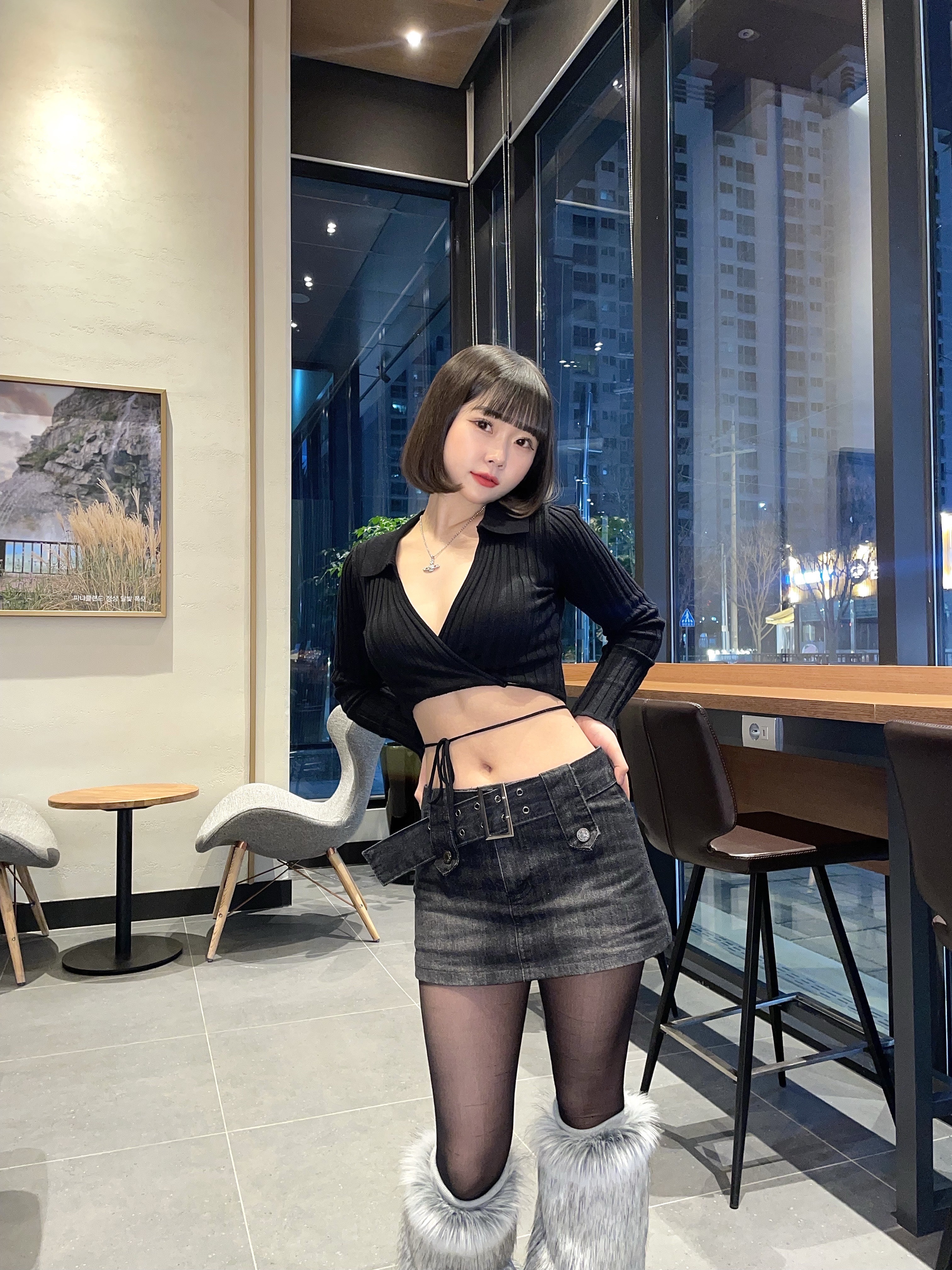 (W) The North Face Nuptse Short Jacket TNF Black, Vivienne Westwood Mayfair Bas Relief Pendant Silver 착용 스타일 - 4