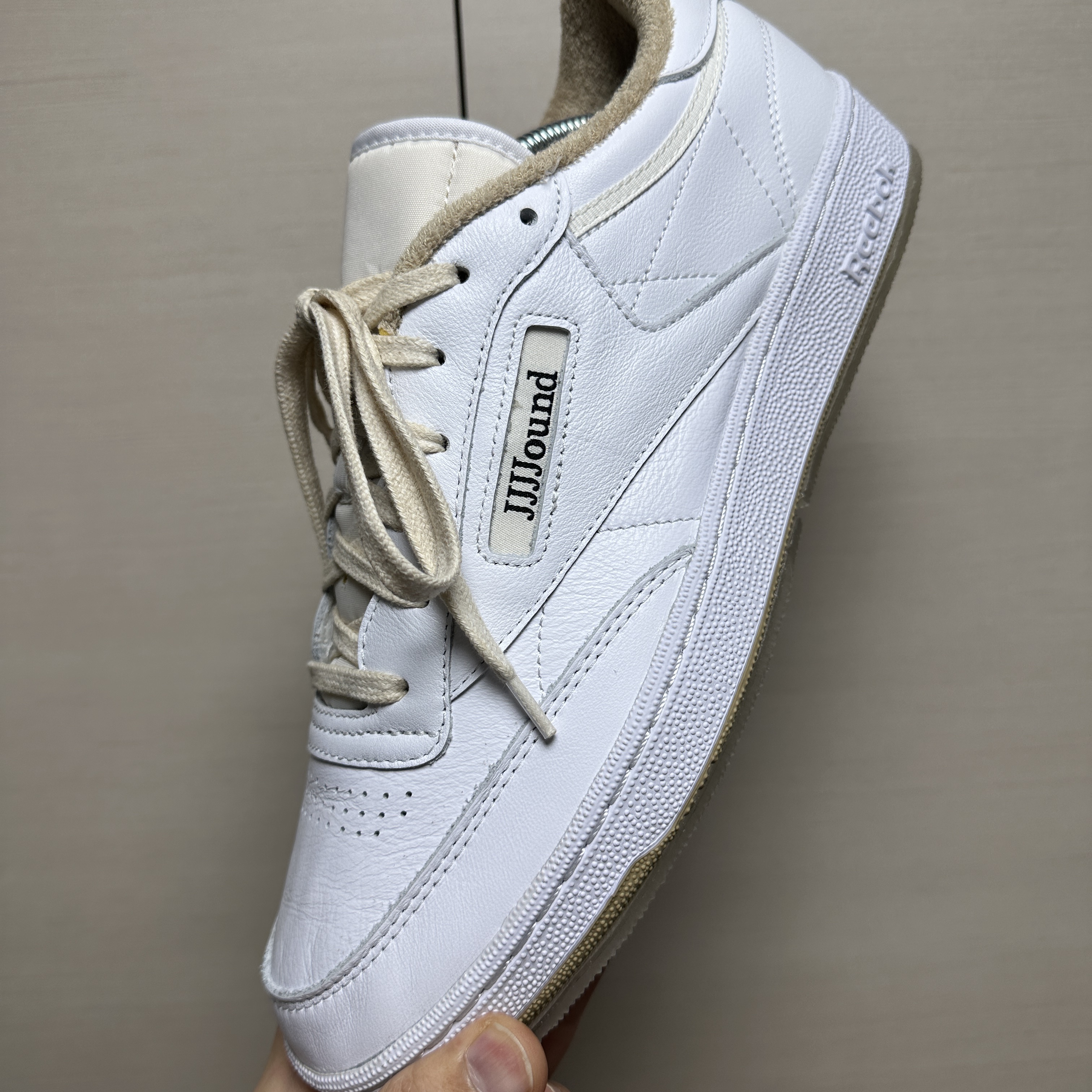 Reebok x JJJJound Club C 85 White Gum 착용 스타일