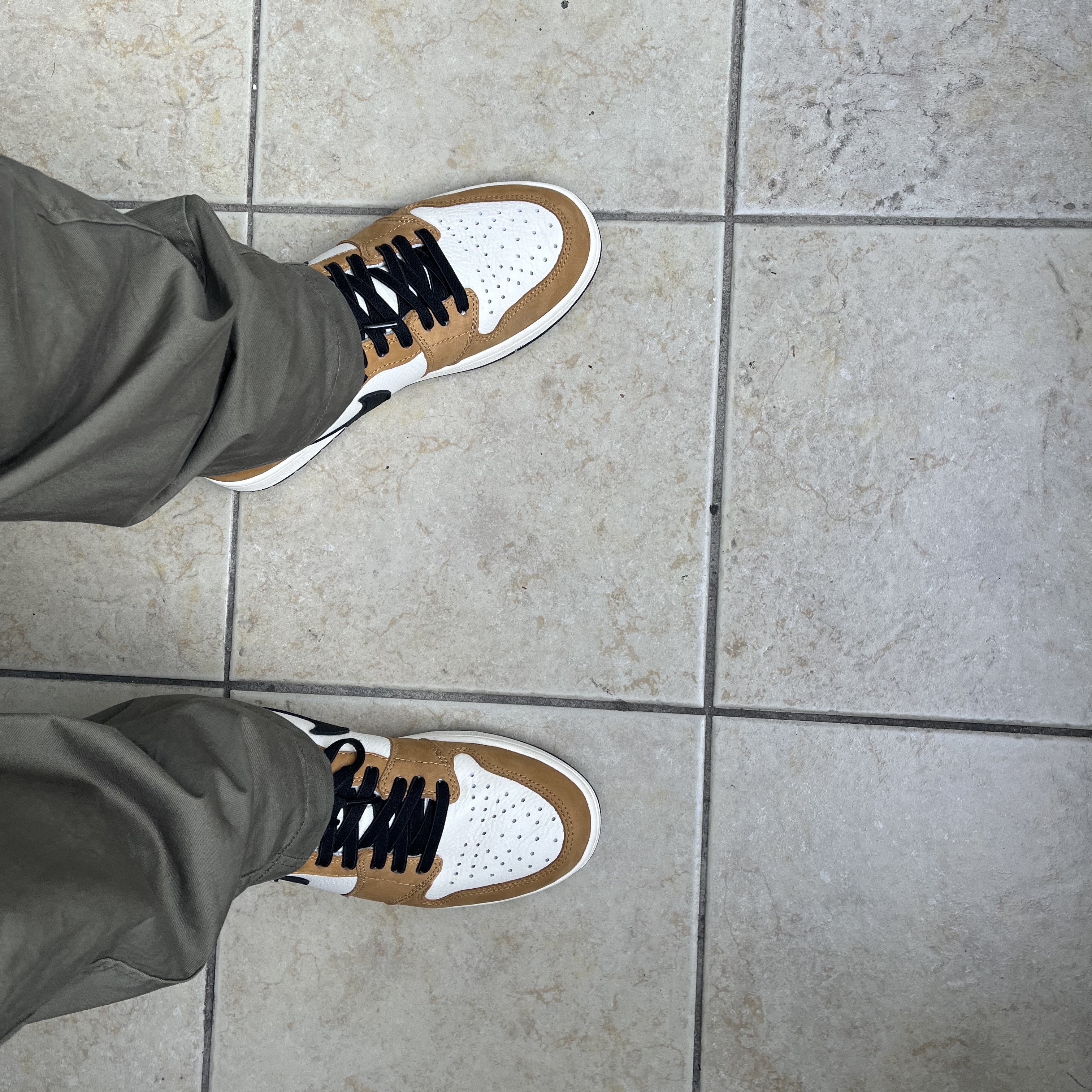 Jordan 1 Retro High Rookie of the Year 착용 스타일