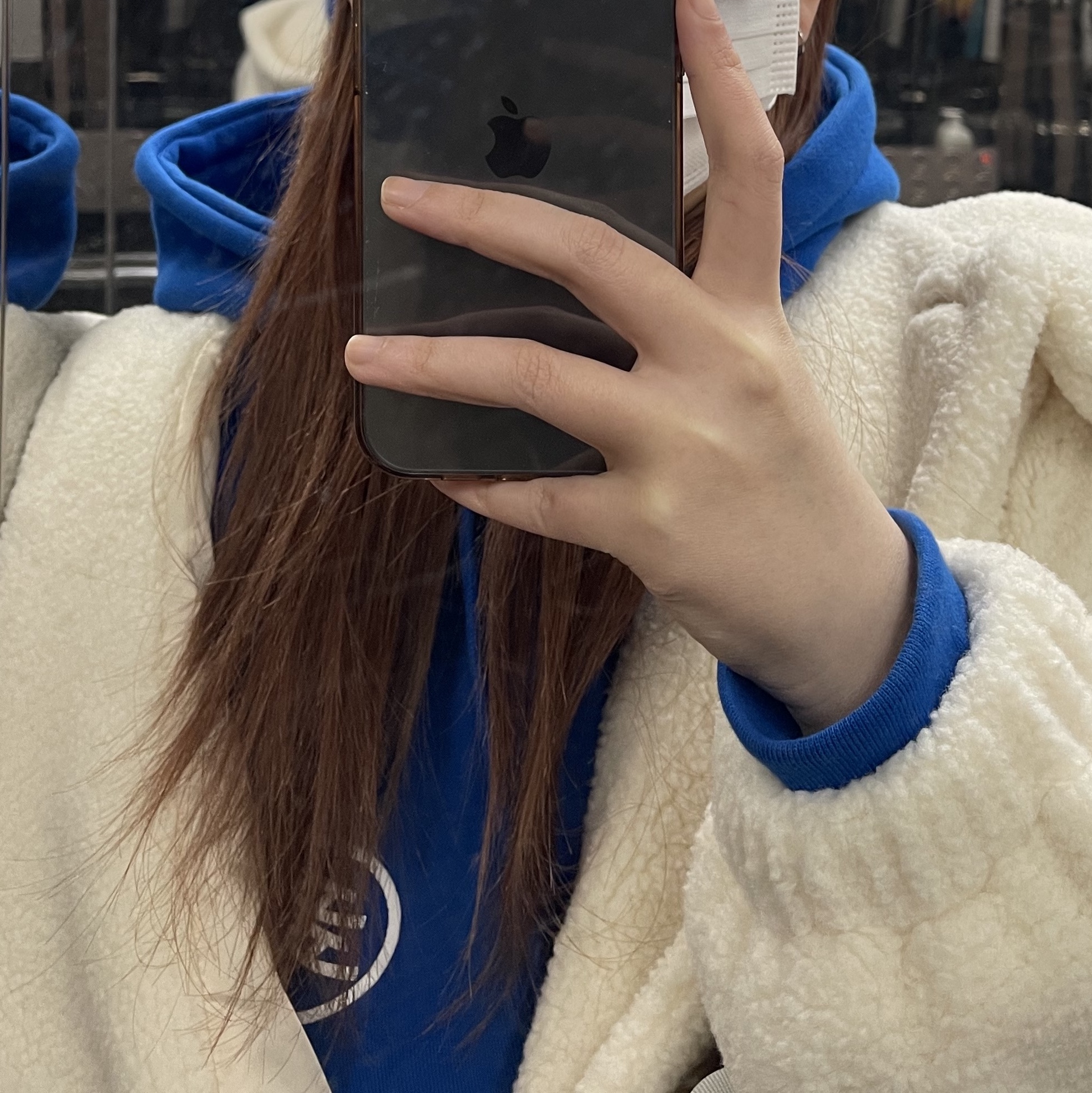 Dada Logo Hoodie Blue 착용 스타일 - 3