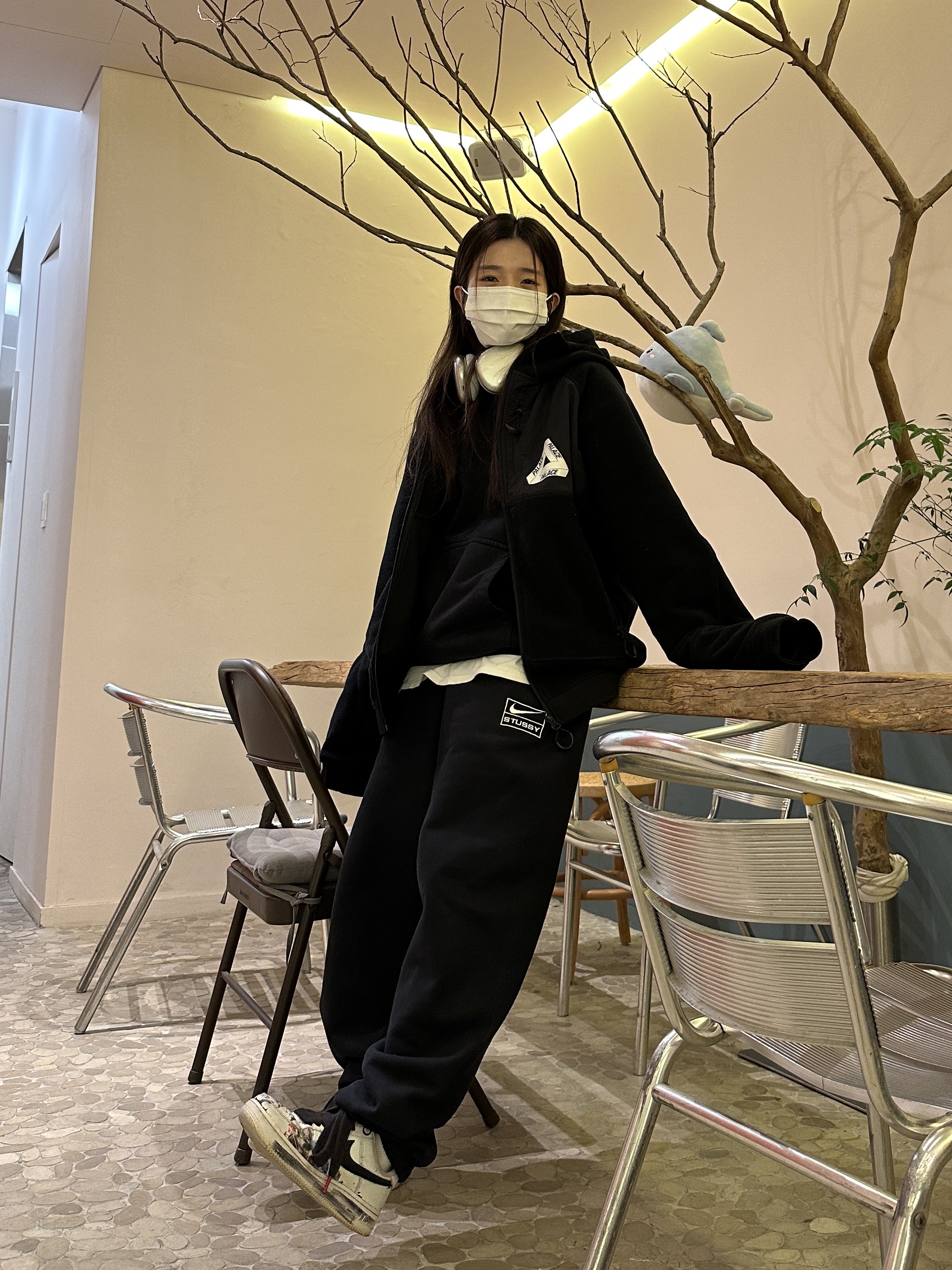 Palace Polar Fleece Asymmetric Jacket Black - 21FW, Nike x Stussy NRG RA Washed Fleece Pants Black (DN4030-010) 착용 스타일 - 1
