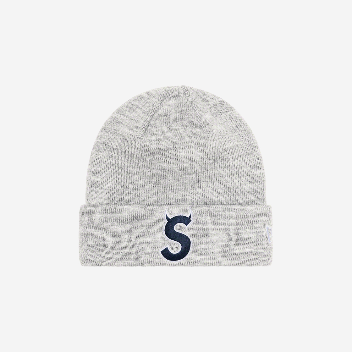 supreme newEra ツノ ビーニー ニット帽 22FW supreme ニット帽22FW Sロゴ ビーニーツノホワイト