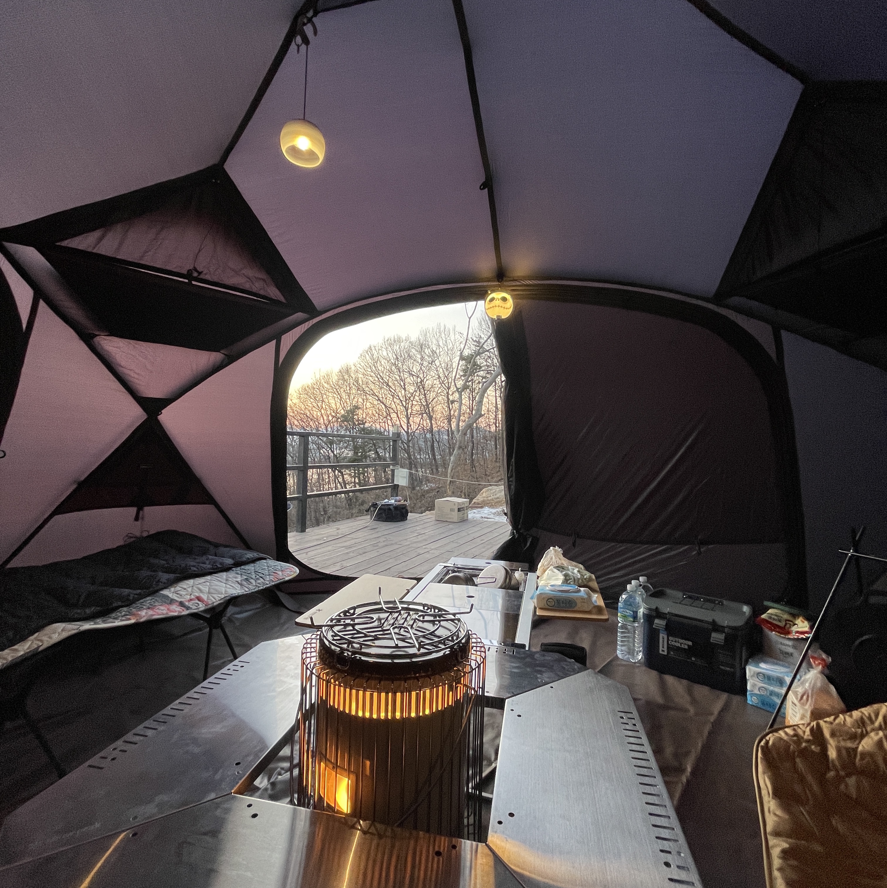 Helinox Nona Dome 4.0 Black 착용 스타일 - 3