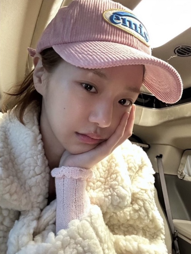 get shopping with me🛍️님의 스타일