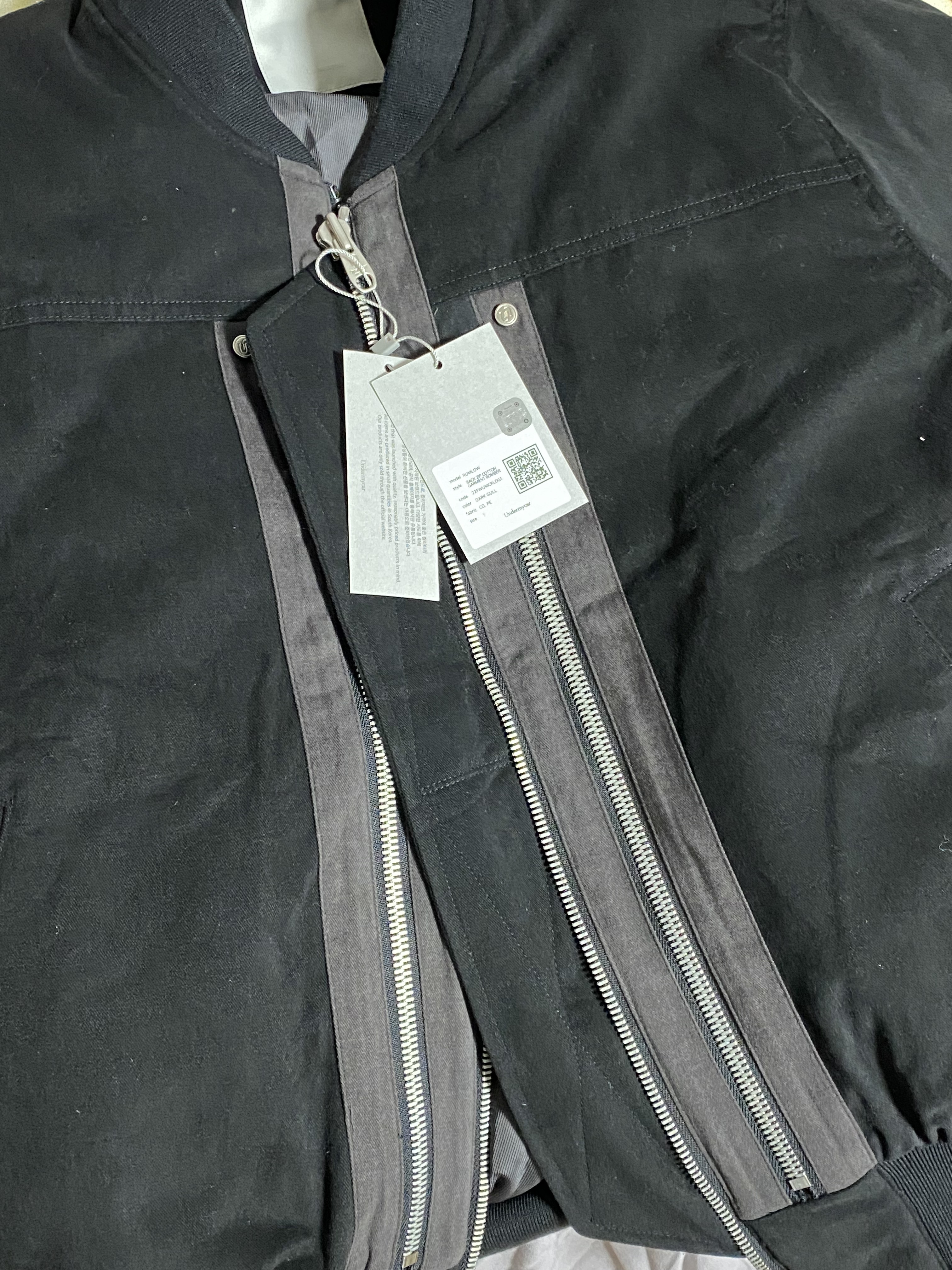 Undermycar Rumlow Back Zip Cotton Garment Bomber Dark Gull - 22FW 착용 스타일