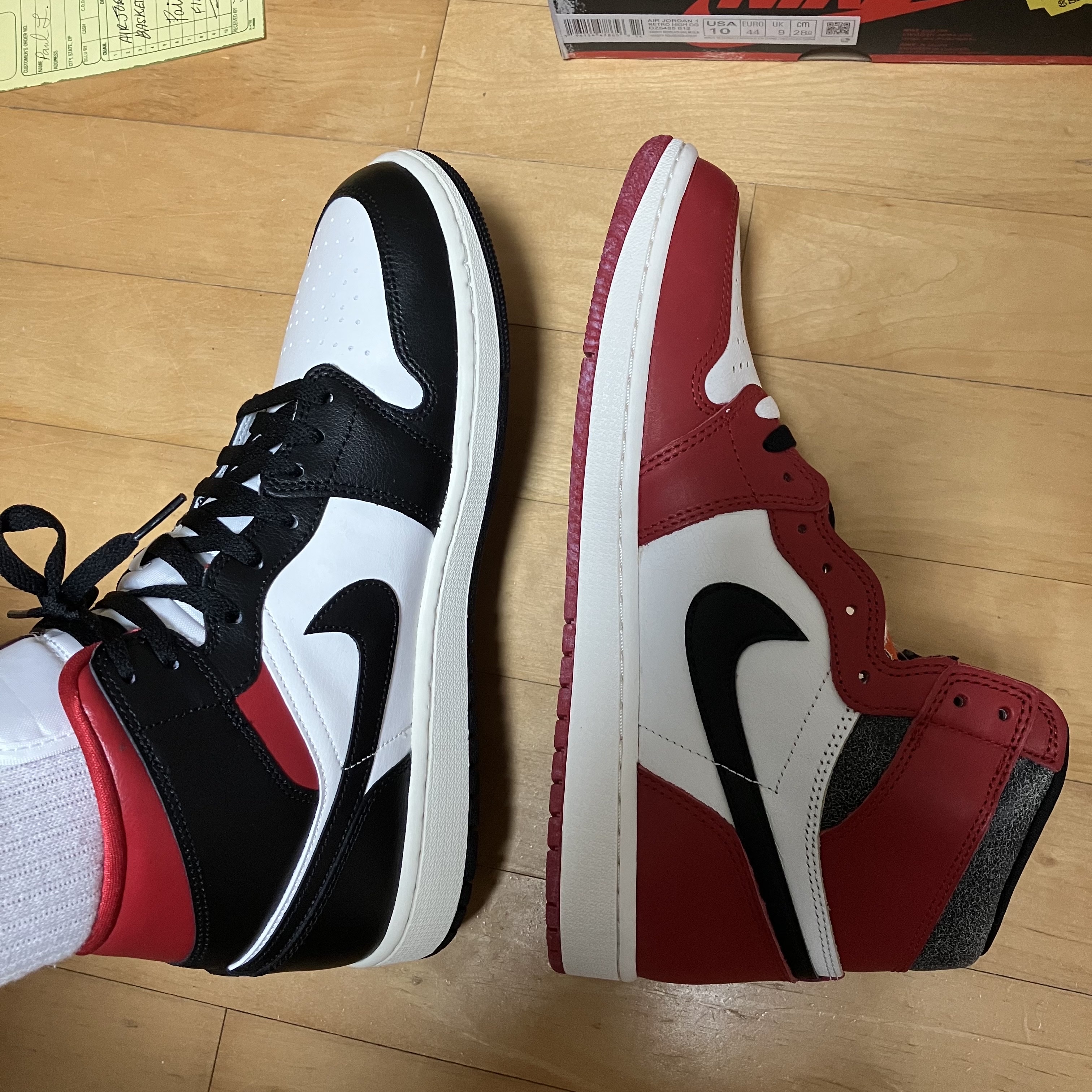 (W) Jordan 1 Mid Black Gym Red, Jordan 1 Retro High OG Chicago 2022 착용 스타일