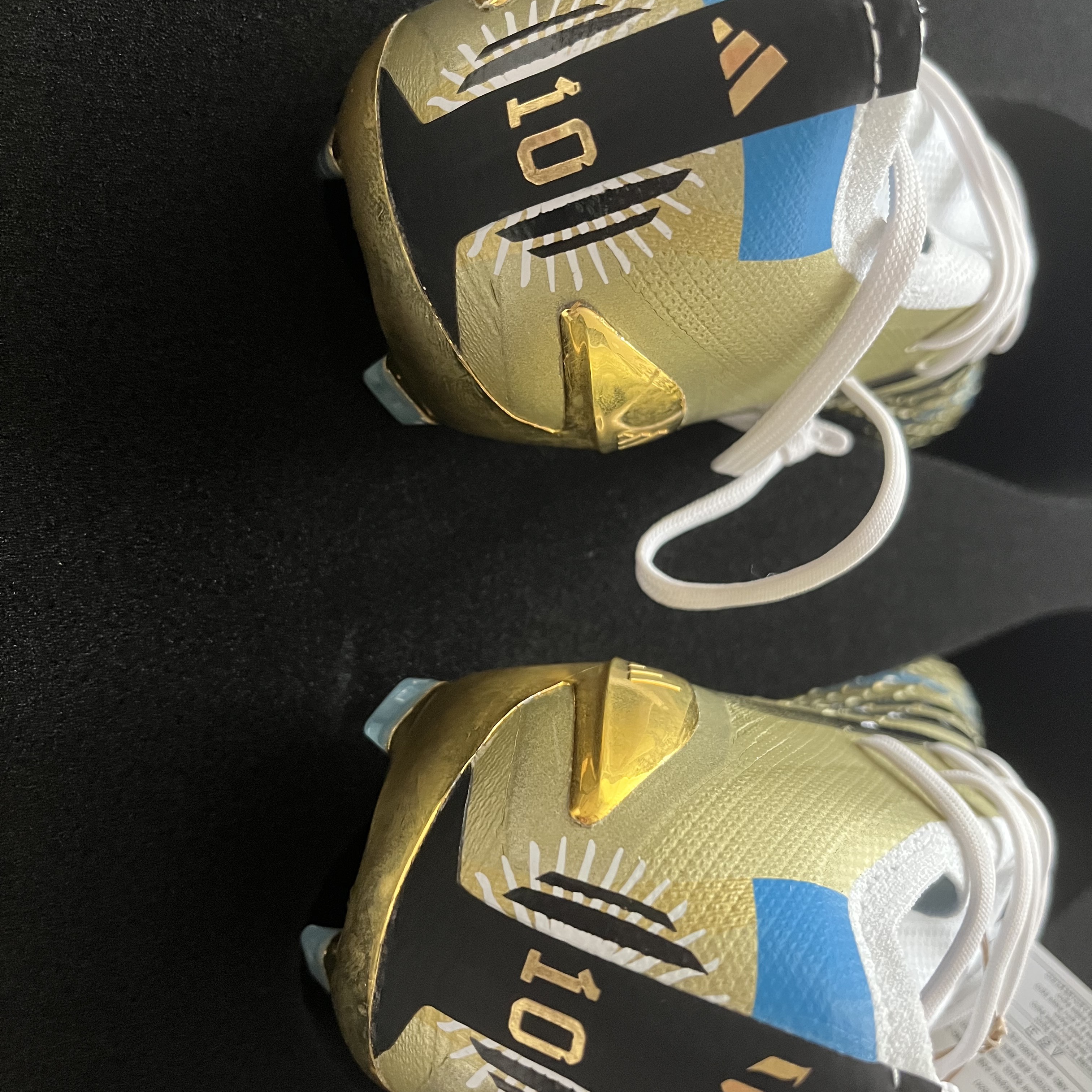 Adidas X Speedportal Leyenda.1 FG Gold Metallic 착용 스타일 - 3