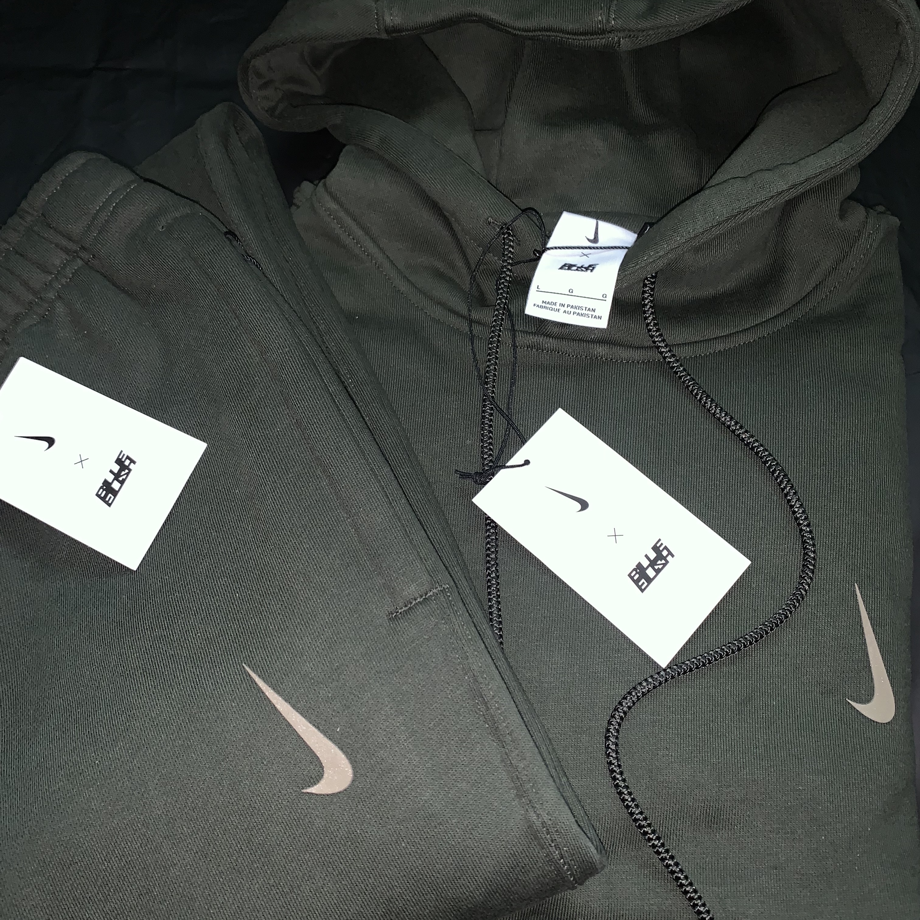Nike x Billie Eilish NRG Fleece Pants Sequoia - US/EU 착용 스타일