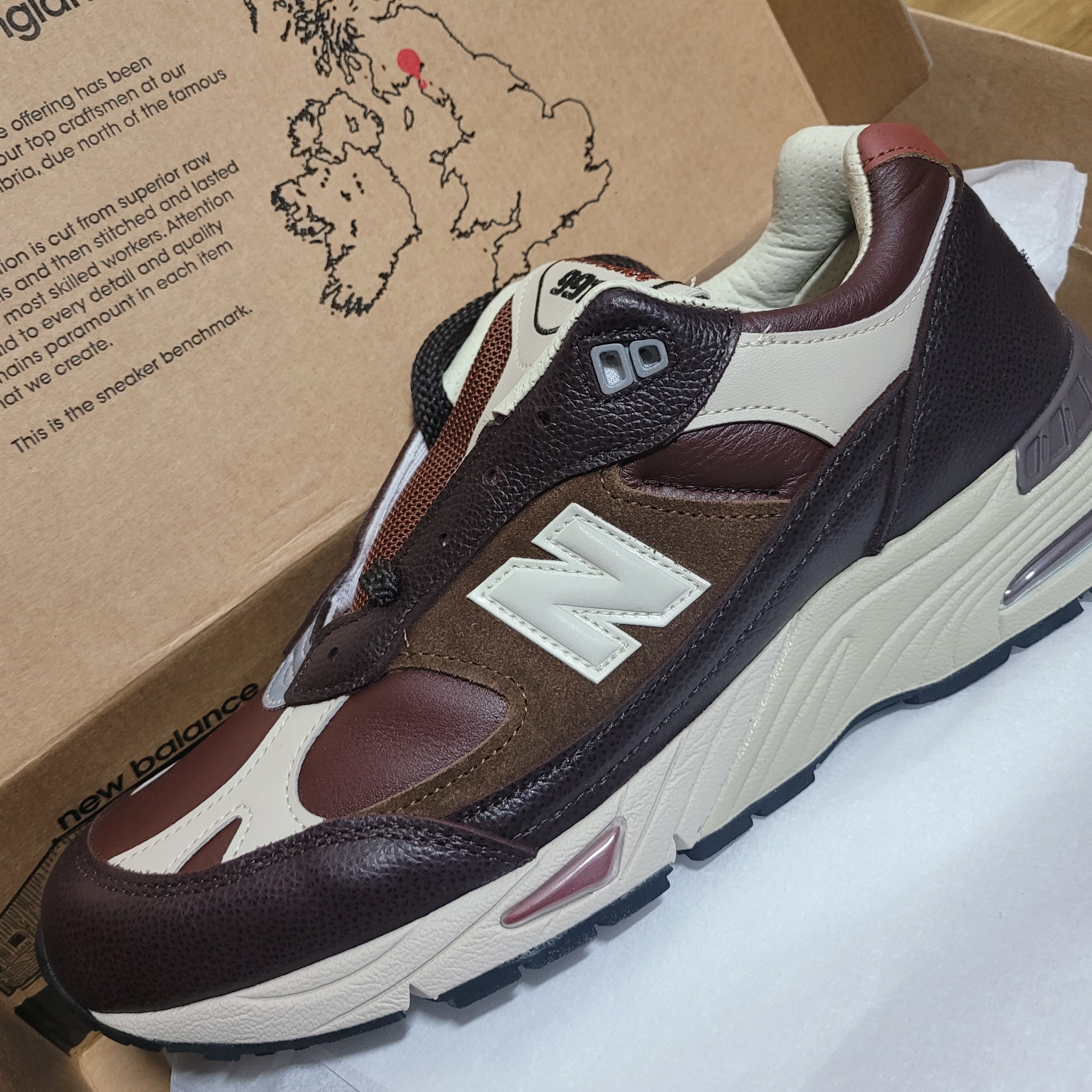 New Balance 991 Made in UK Earth French Roast 착용 스타일