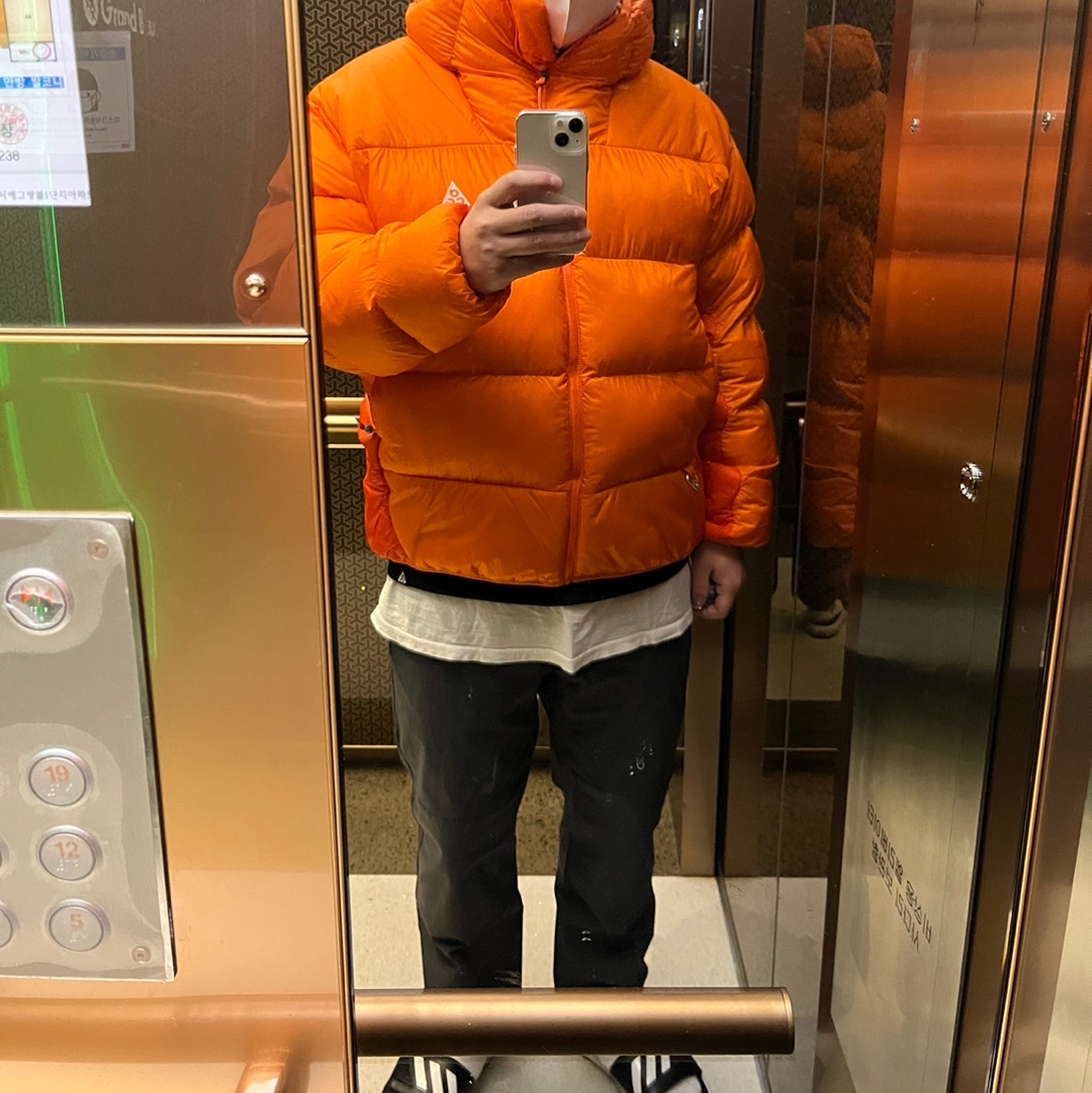 Nike ACG Therma-Fit ADV Lunar Lake Puffer Jacket Safety Orange - Asia, Nike ACG Trail Pants Dark Smoke Grey - Asia 착용 스타일