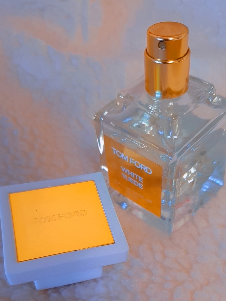 Tom Ford White Suede Eau De Parfum 50ml 착용 스타일
