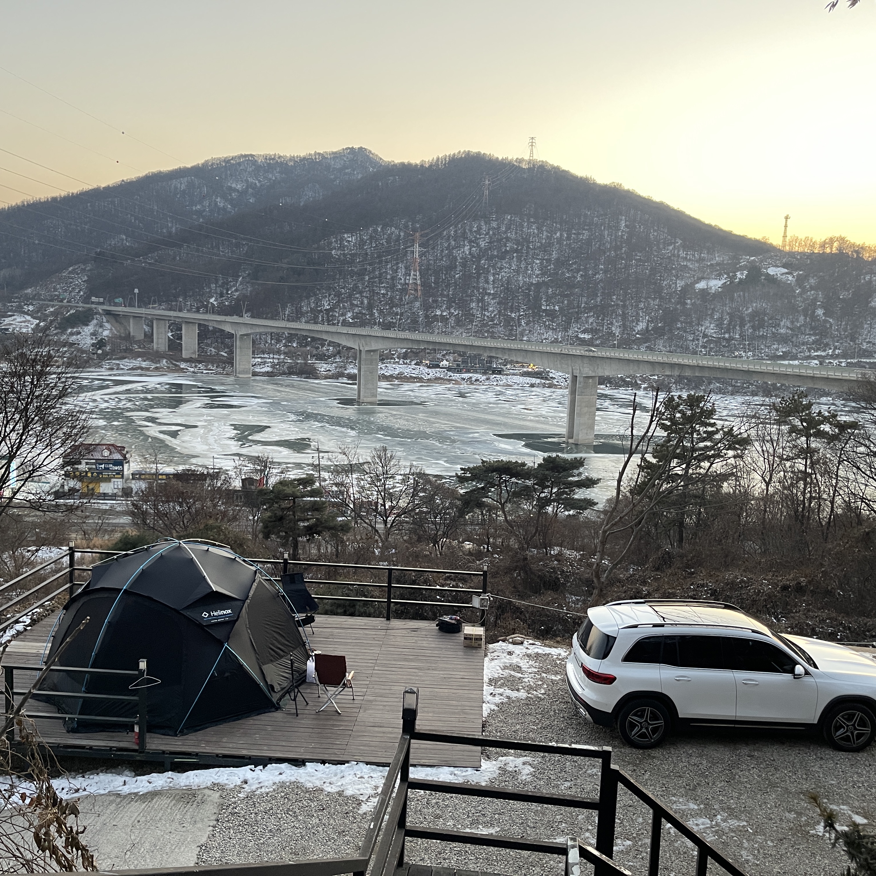Helinox Nona Dome 4.0 Black 착용 스타일 - 1