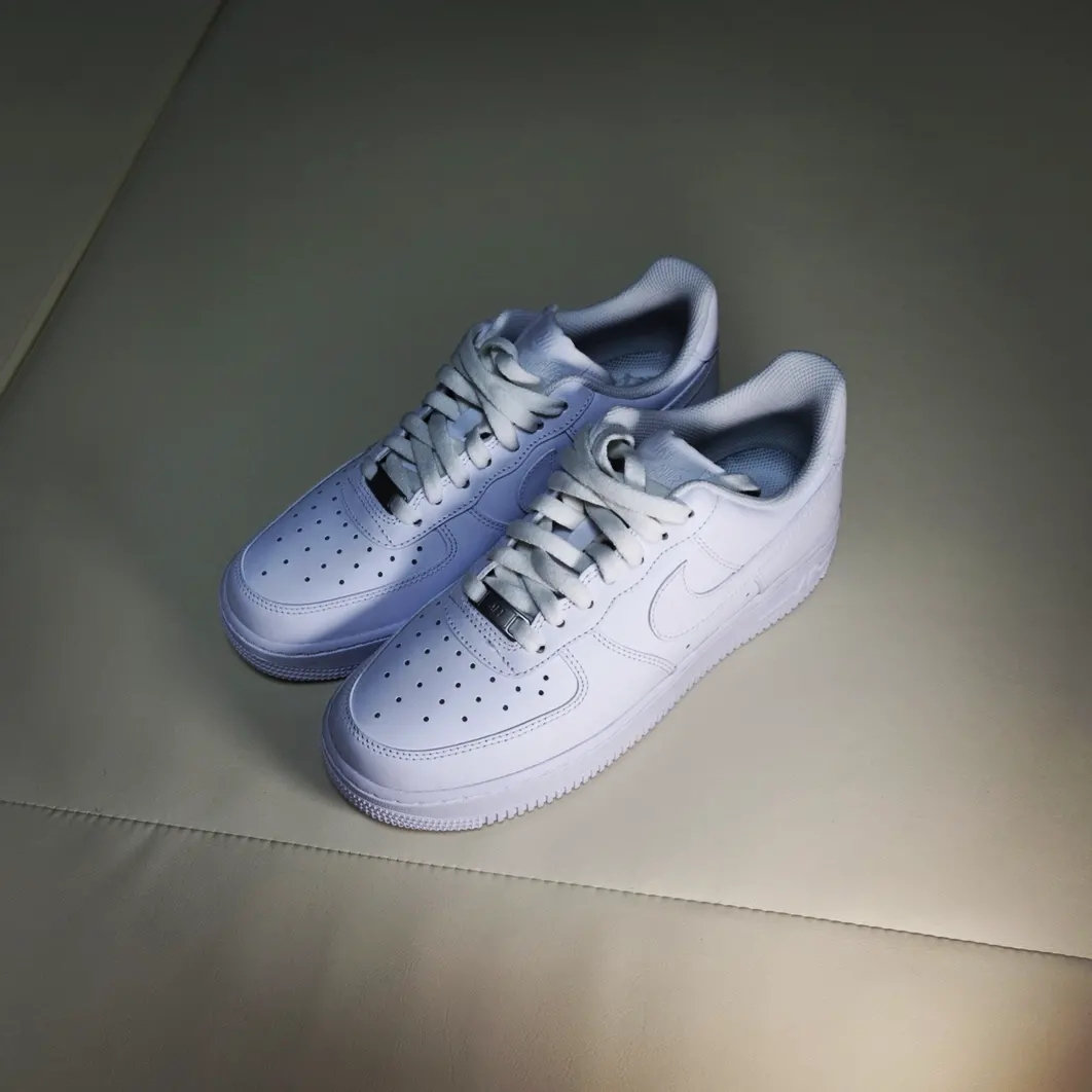 Nike Air Force 1 '07 Low White 착용 스타일 - 1