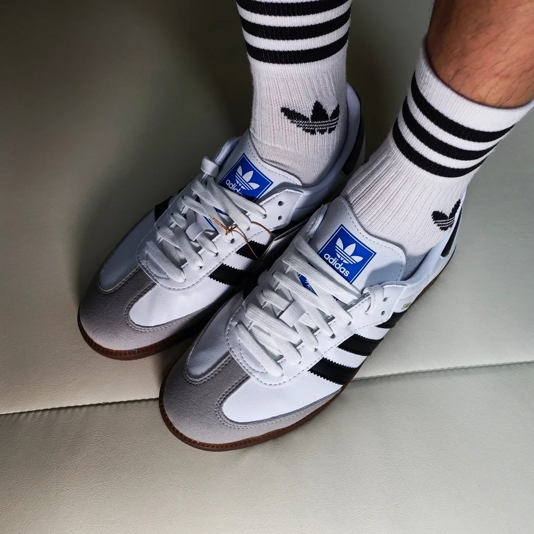 Adidas Samba Vegan White Black 착용 스타일 - 2