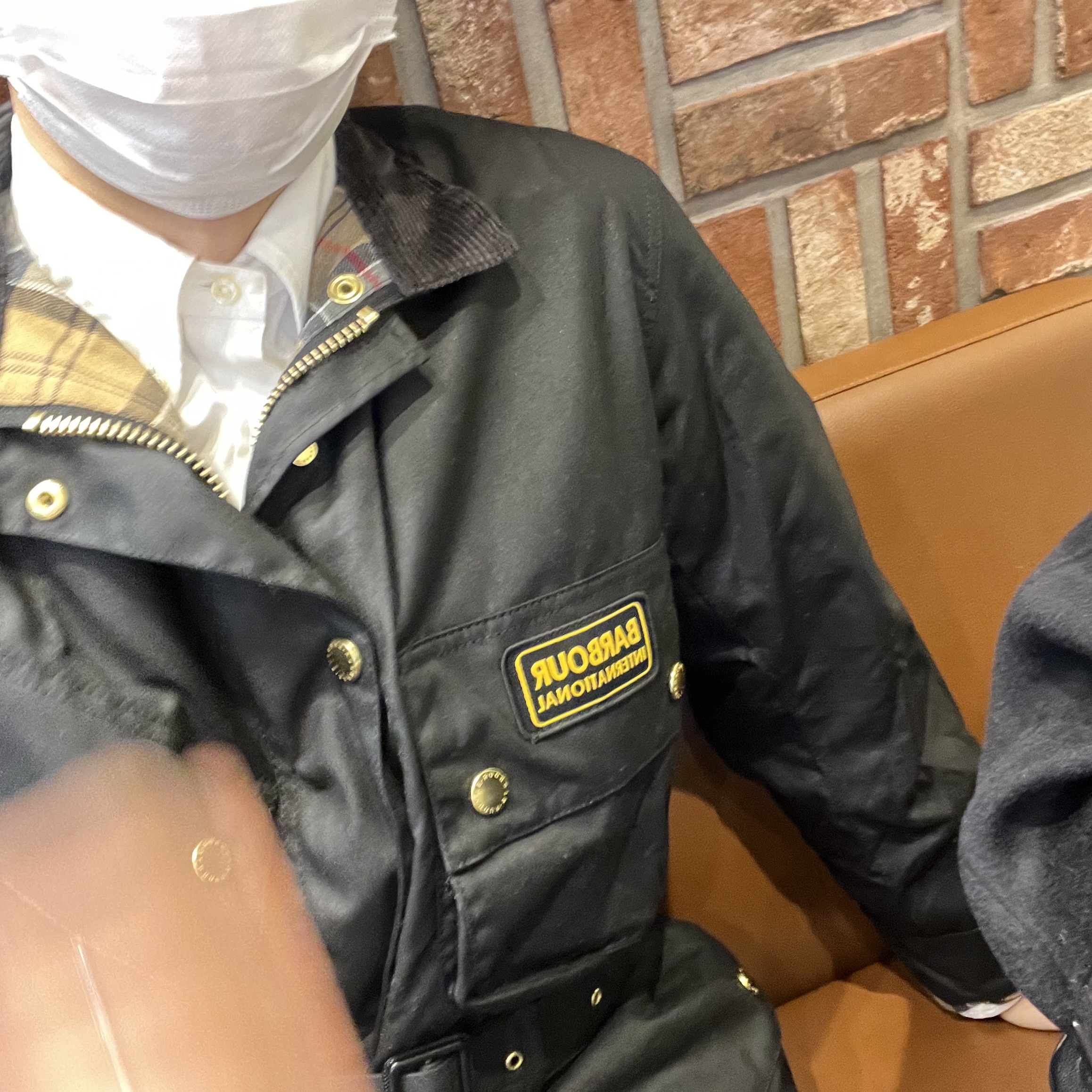 Barbour International Original Wax Jacket Black 착용 스타일