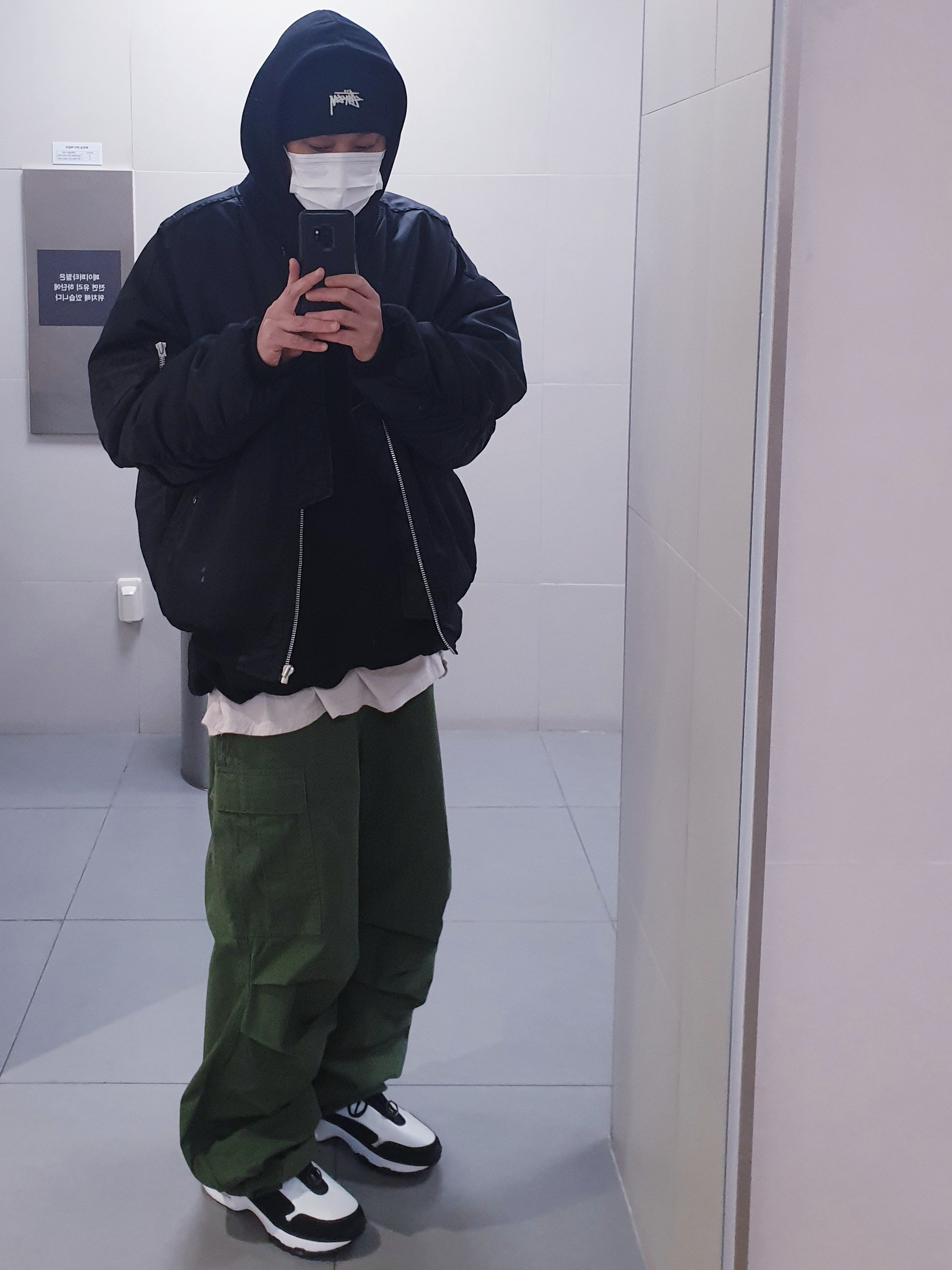 Nike x Comme des Garcons Homme Plus Air Max Sunder SP White Black, Jordan 1 Retro High OG Chicago 2022 착용 스타일 - 1