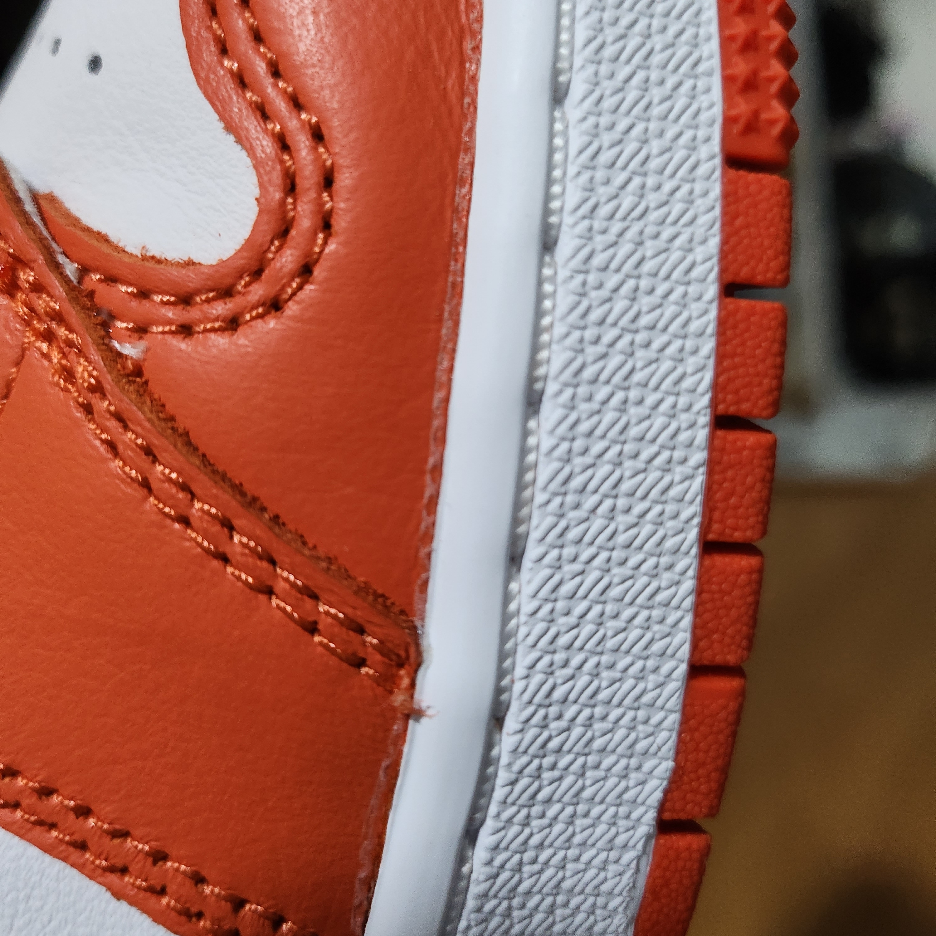(GS) Jordan 1 Low OG Starfish 착용 스타일 - 1