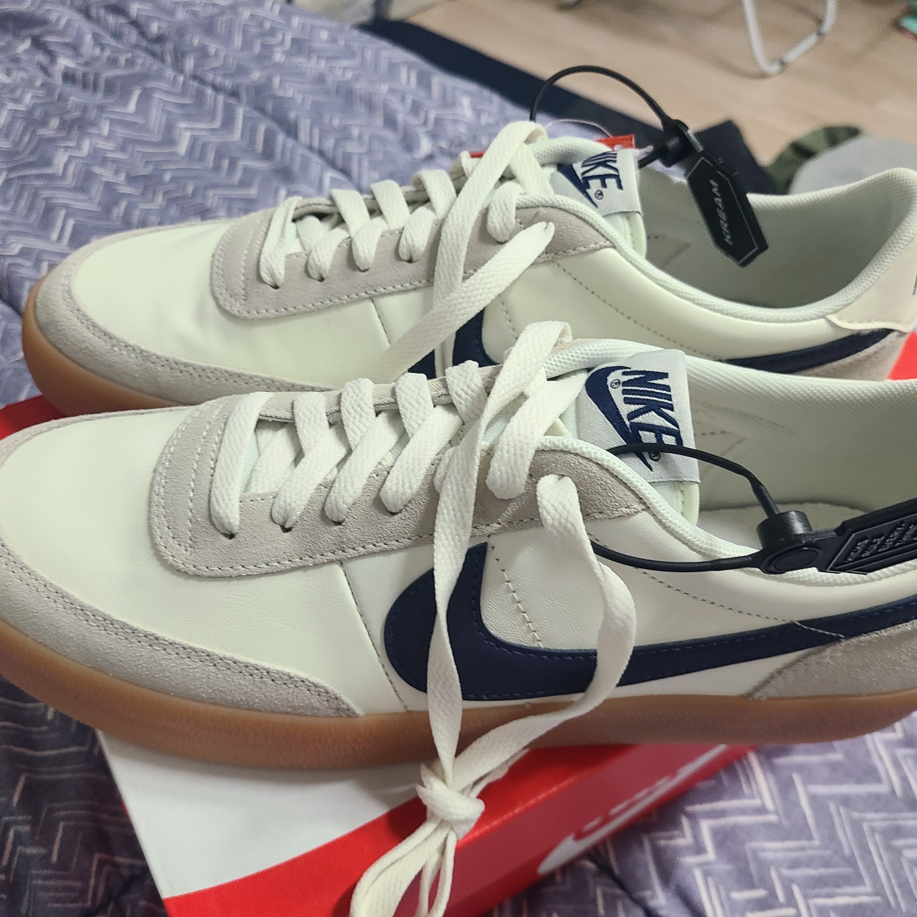 Nike x J.Crew Killshot 2 Sail Midnight Navy 착용 스타일