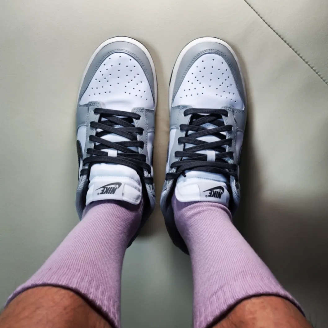 (W) Nike Dunk Low Light Smoke Grey 착용 스타일 - 3