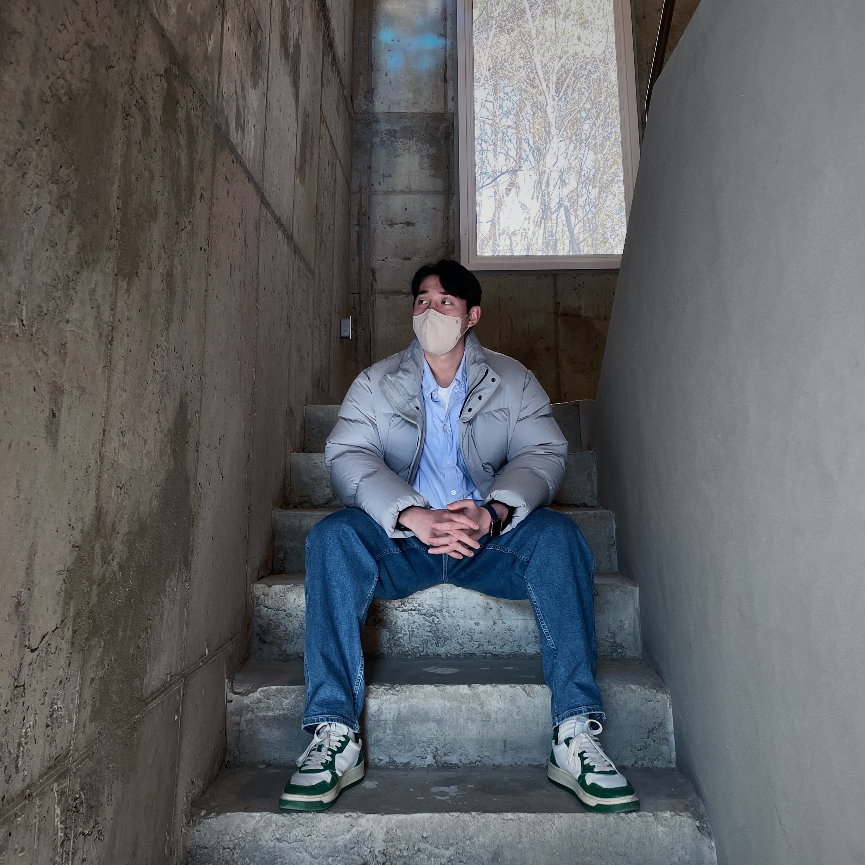 Autry Medalist Low Leather Sneakers White Mountain 착용 스타일 - 2