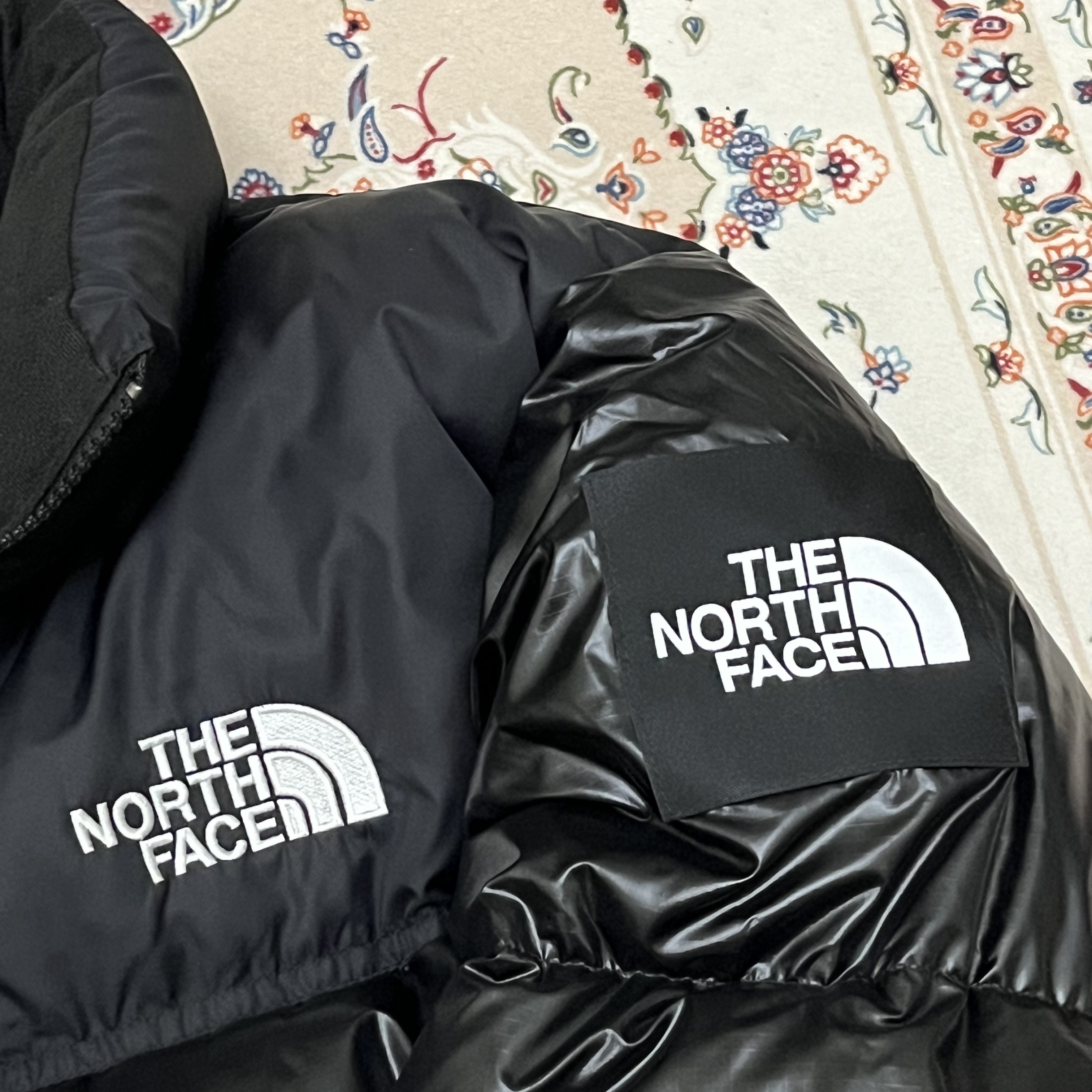 (W) The North Face White Label Novelty Nuptse Down Jacket SP Real Black, (W) Nike Dunk Low Black 착용 스타일 - 1