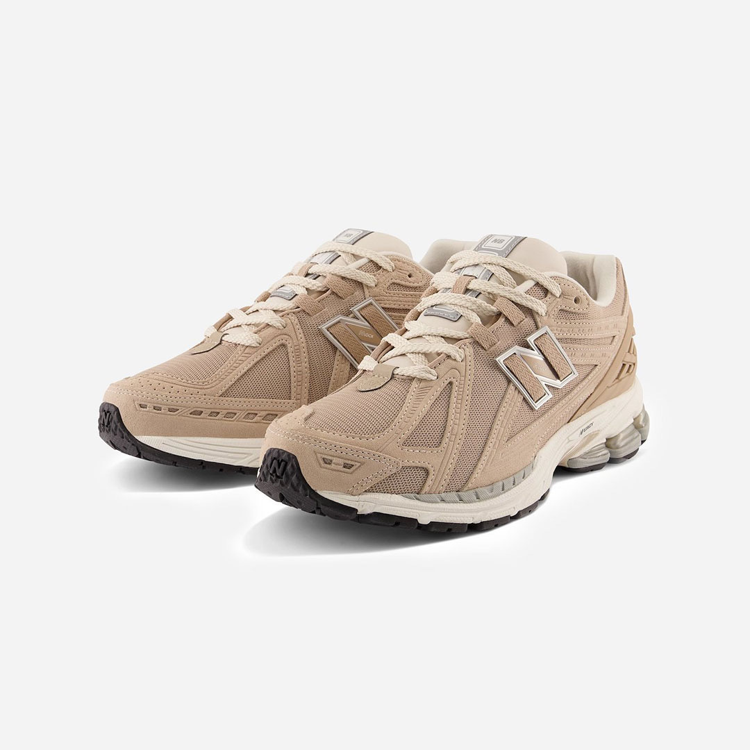New Balance 1906R Mindful Grey 착용 스타일 - 3