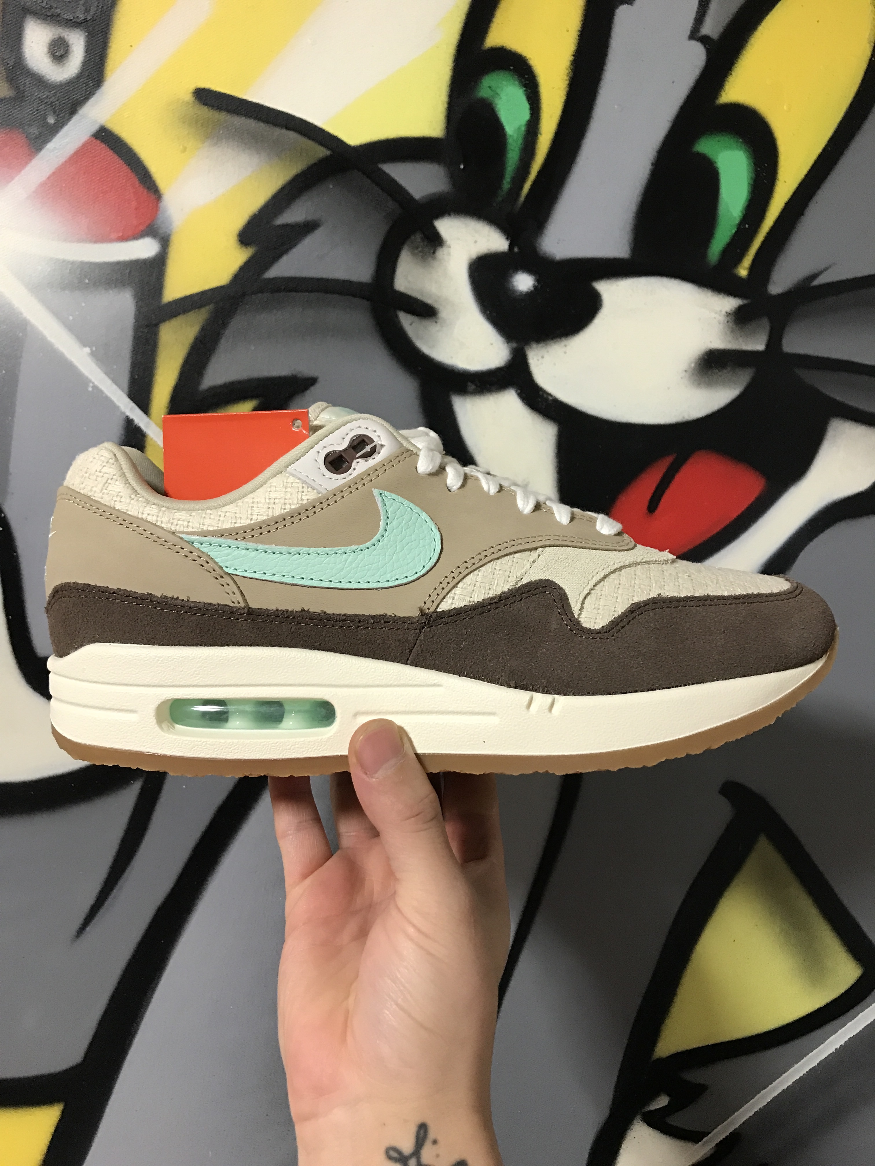 Nike Air Max 1 Premium Crepe Hemp 착용 스타일 - 1