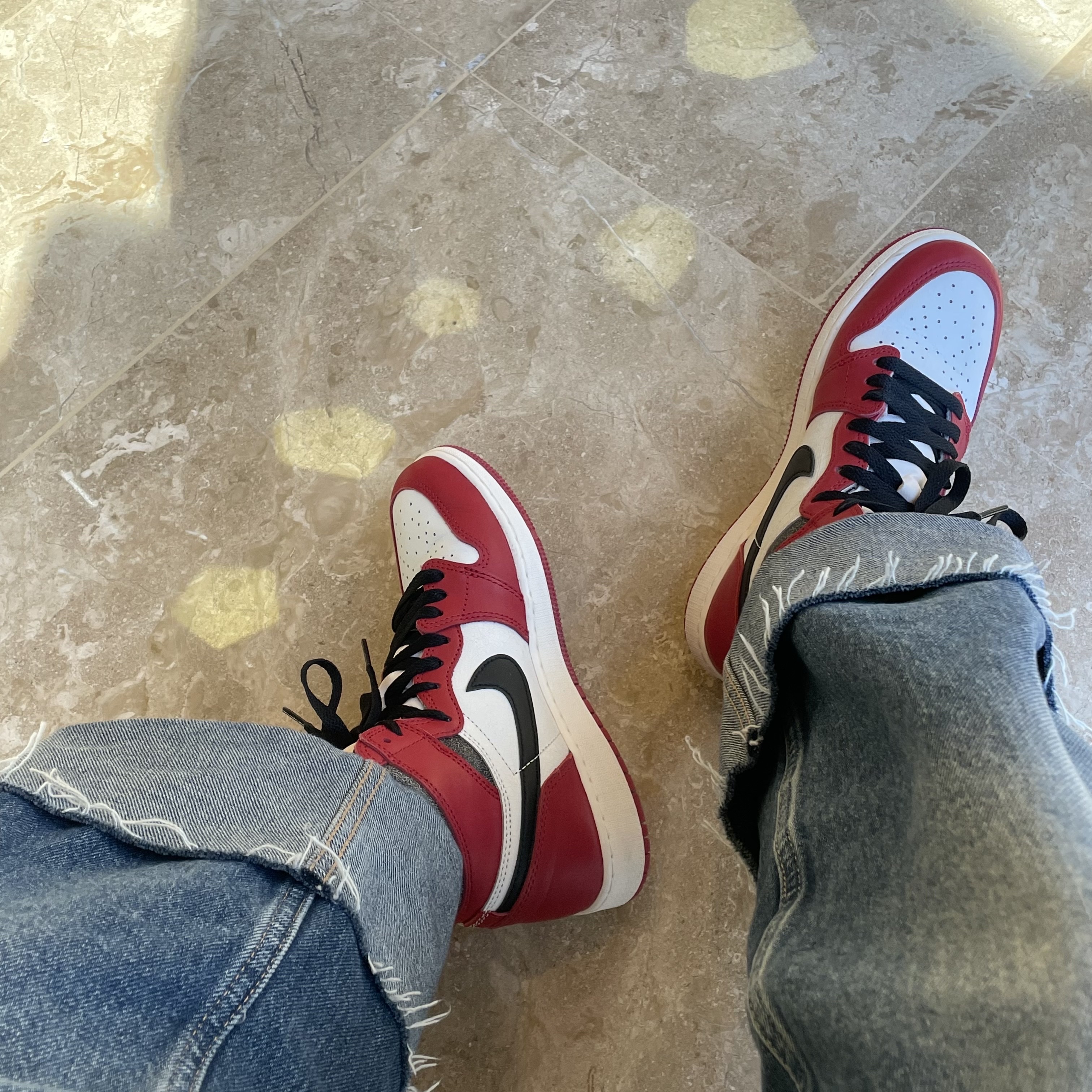 Jordan 1 Retro High OG Chicago 2022, (GS) Jordan 1 Retro High OG Chicago 2022 착용 스타일