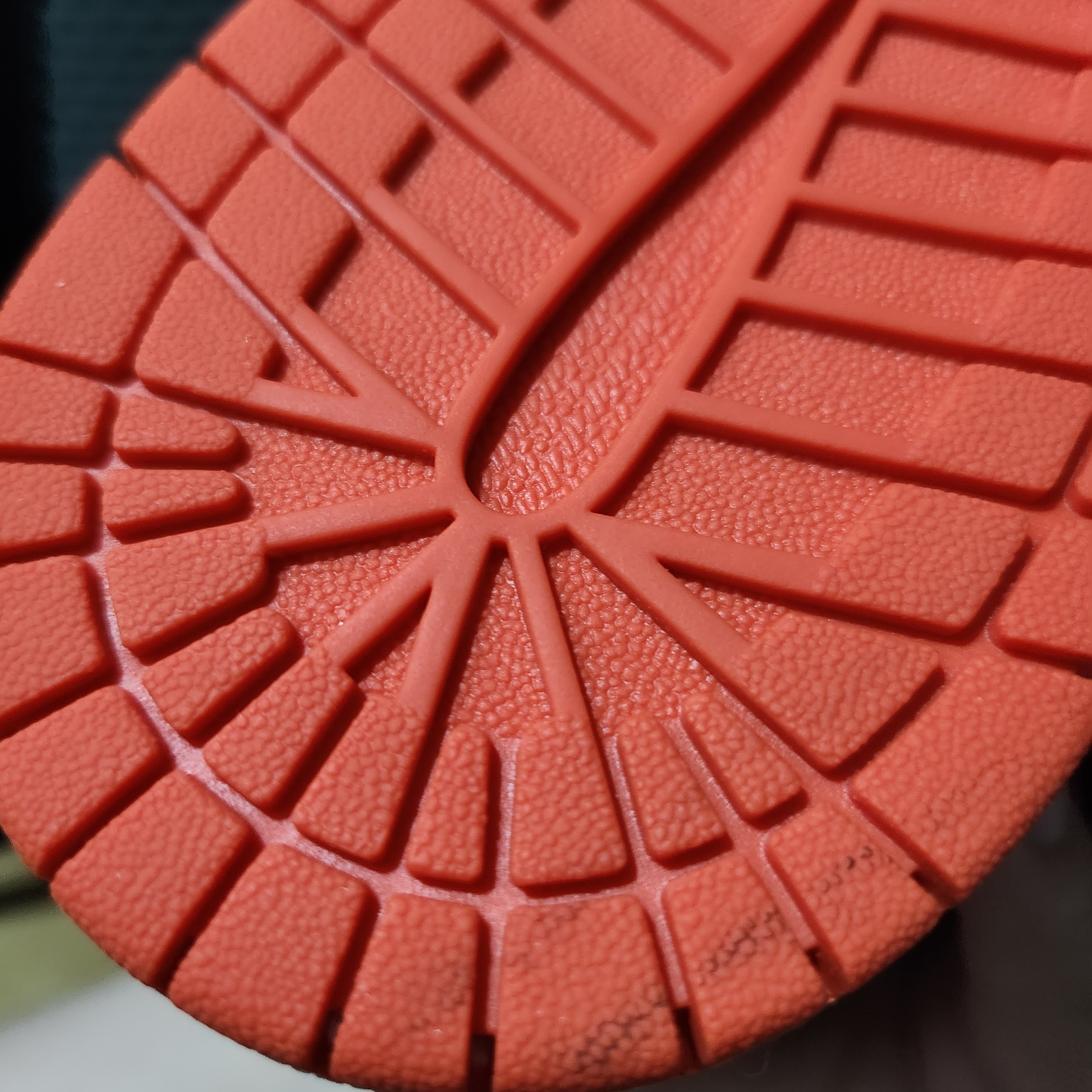 (GS) Jordan 1 Low OG Starfish 착용 스타일 - 2