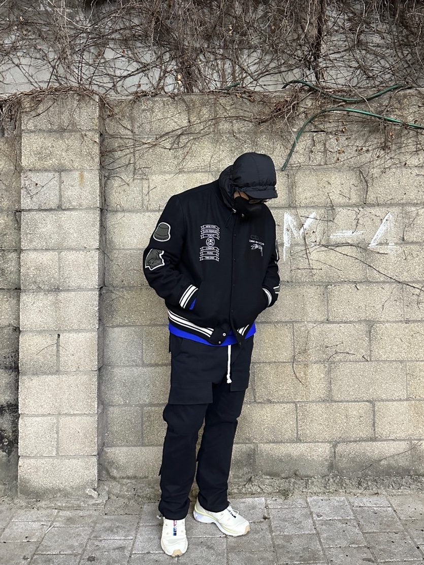 Salomon XT-6 ADV Vanila Ice, Stussy x CDG Varsity Jacket 착용 스타일 - 1