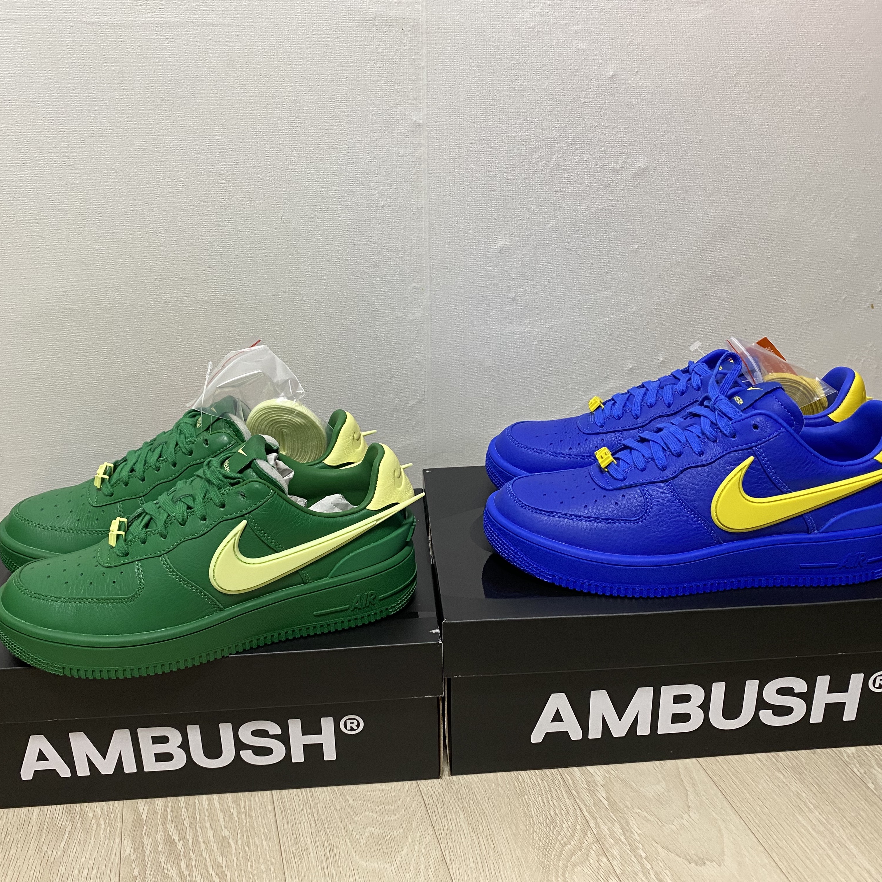 Nike x Ambush Air Force 1 Low SP Game Royal and Vivid Sulfur, Nike x Ambush Air Force 1 Low SP Pine Green and Citron 착용 스타일 - 2