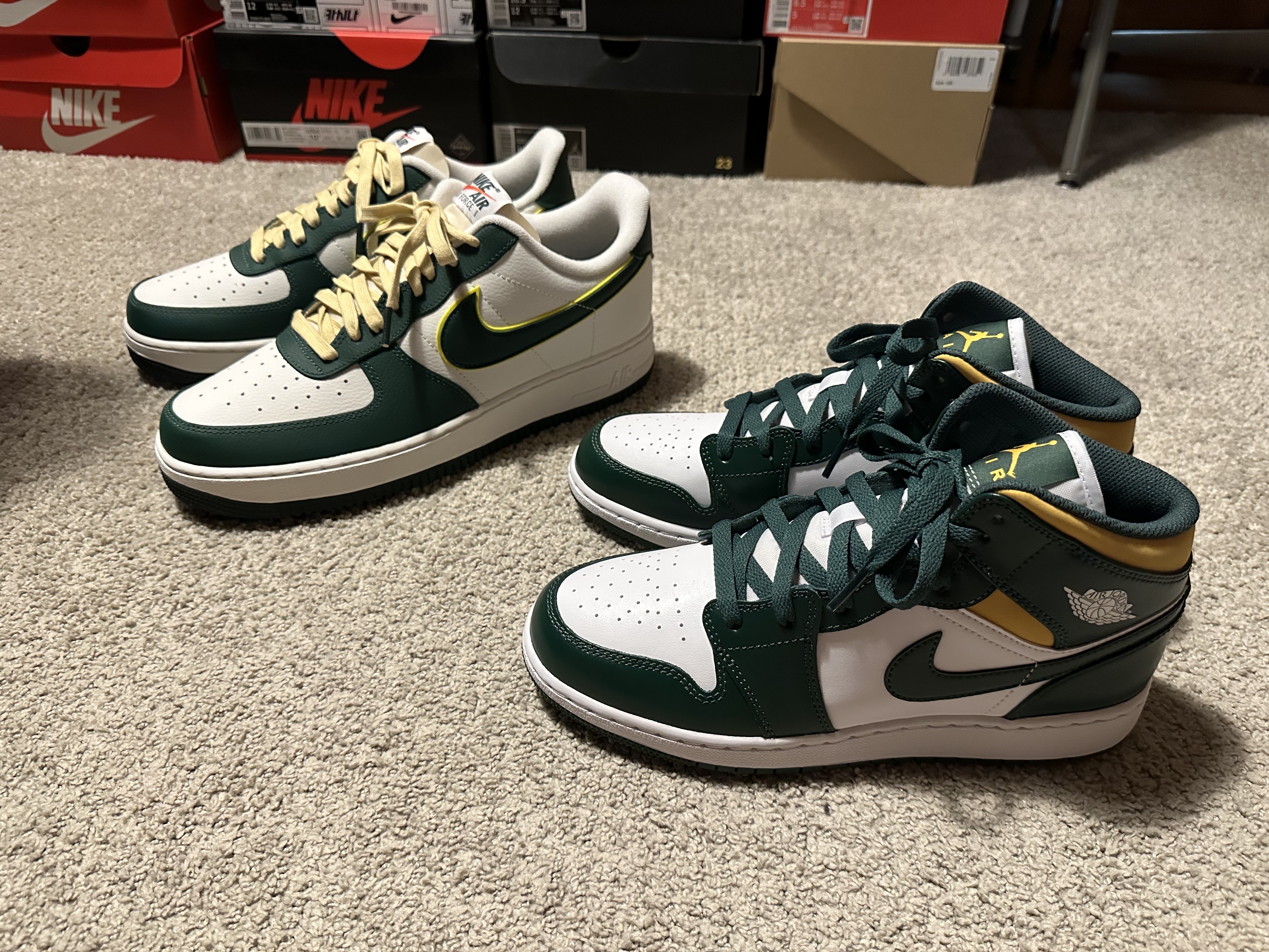 Nike Air Force 1 '07 LV8 Sail Noble Green, (GS) Jordan 1 Mid Sonics 2021 착용 스타일 - 1