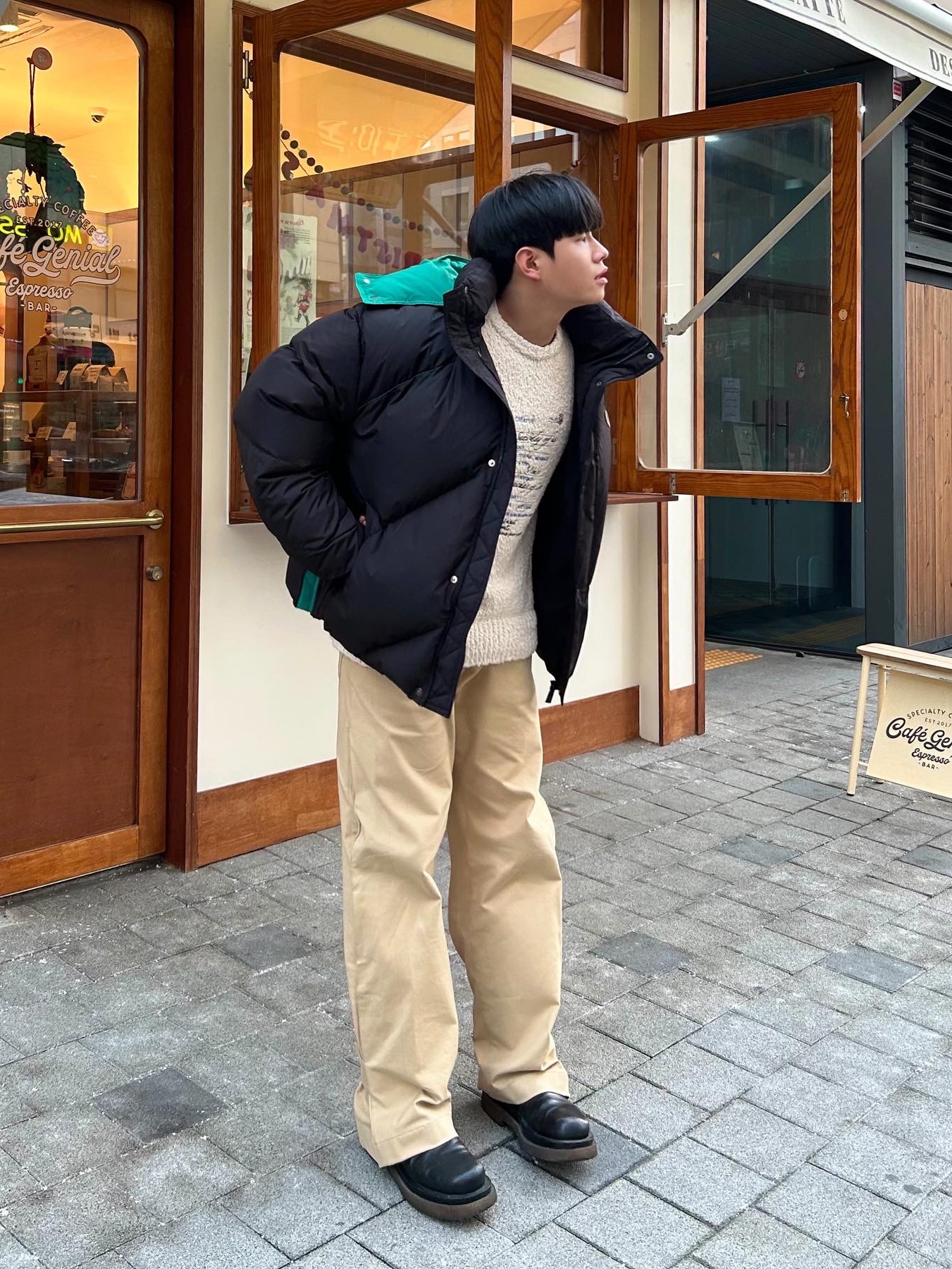 Zara x Ader Error Oversize Puffer Jacket Black 착용 스타일 - 1