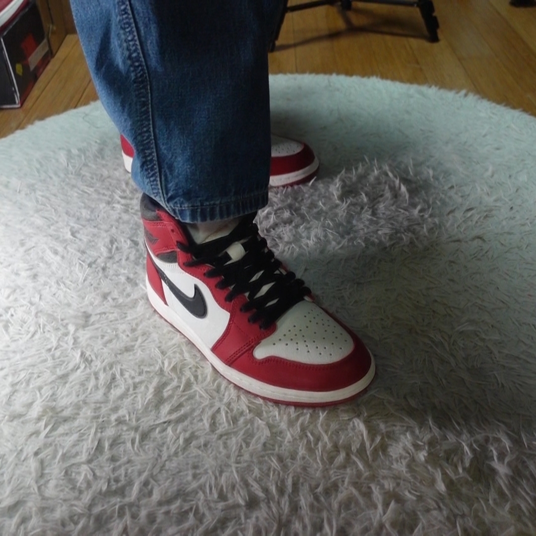 Jordan 1 Retro High OG Chicago 2022 착용 스타일 - 2